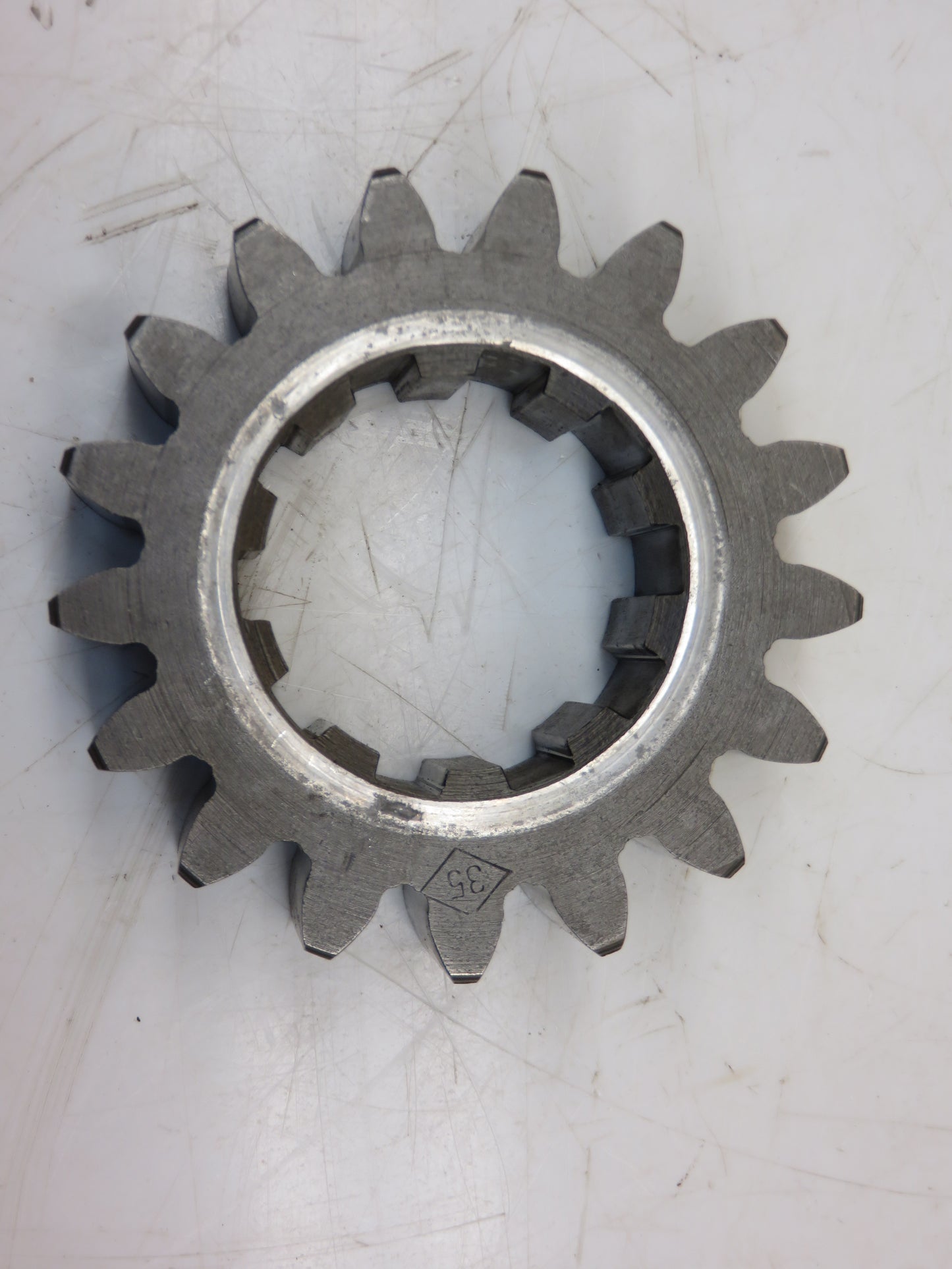 B1368R John Deere Differential Drive Pinion For B, BR, BO