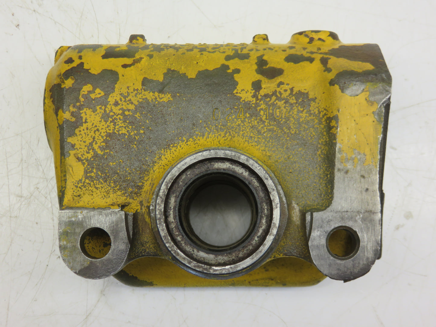 AT17079 John Deere Steering Worm Gear Housing For 1010
