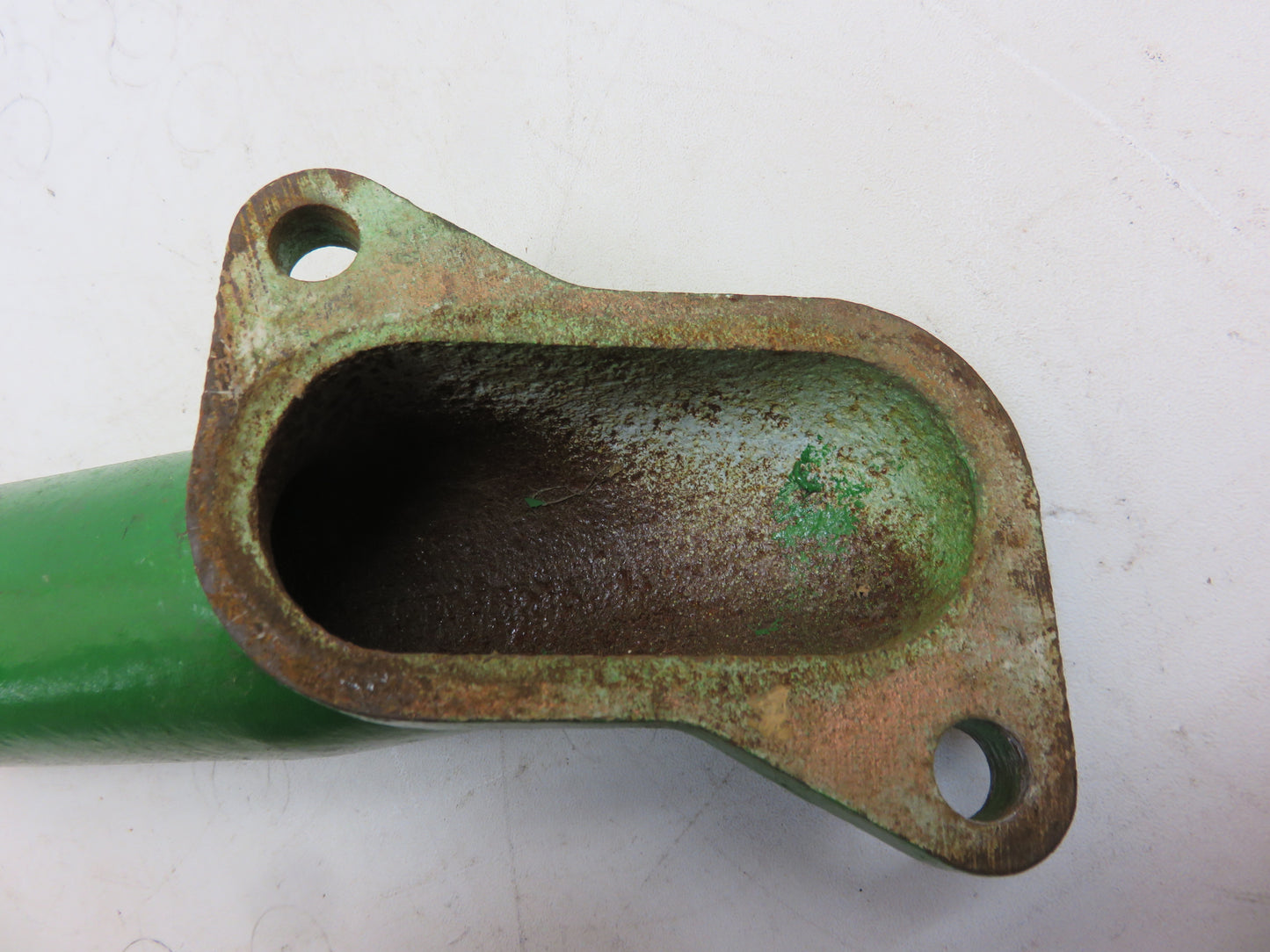 AL4116T, L4116T John Deere Upper Water Pipe For L, LA, LI