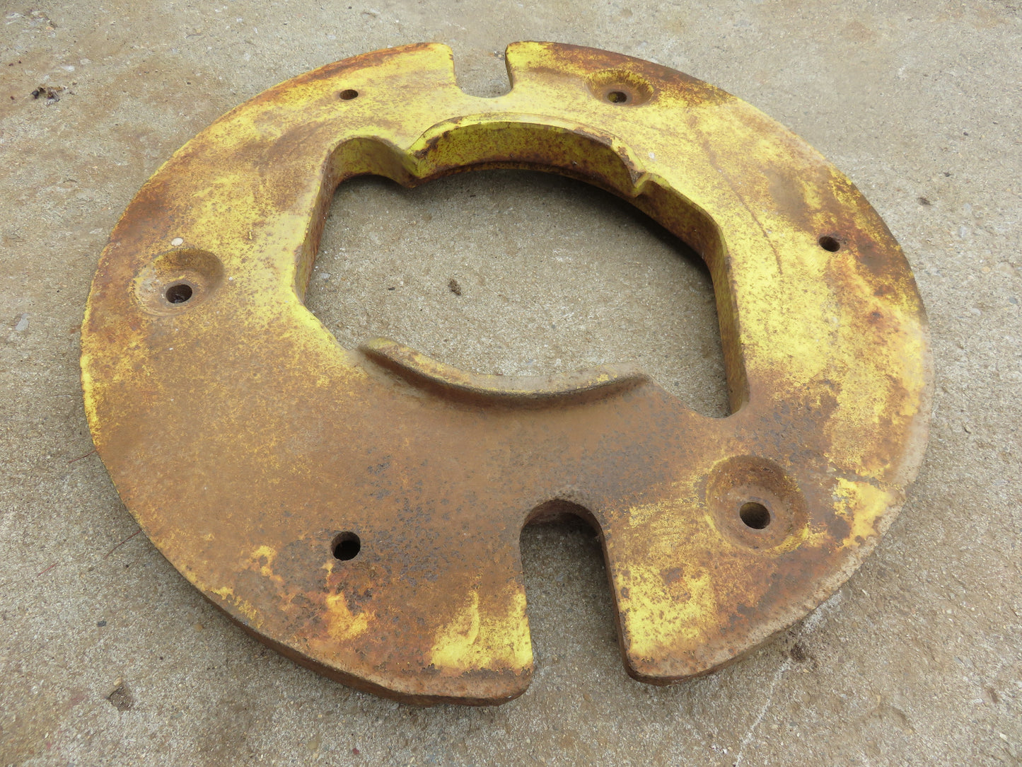 R61524 John Deere Weight For 2510, 2520, 3020, 4000, 4020, 4030, 4040, 4050, 4230