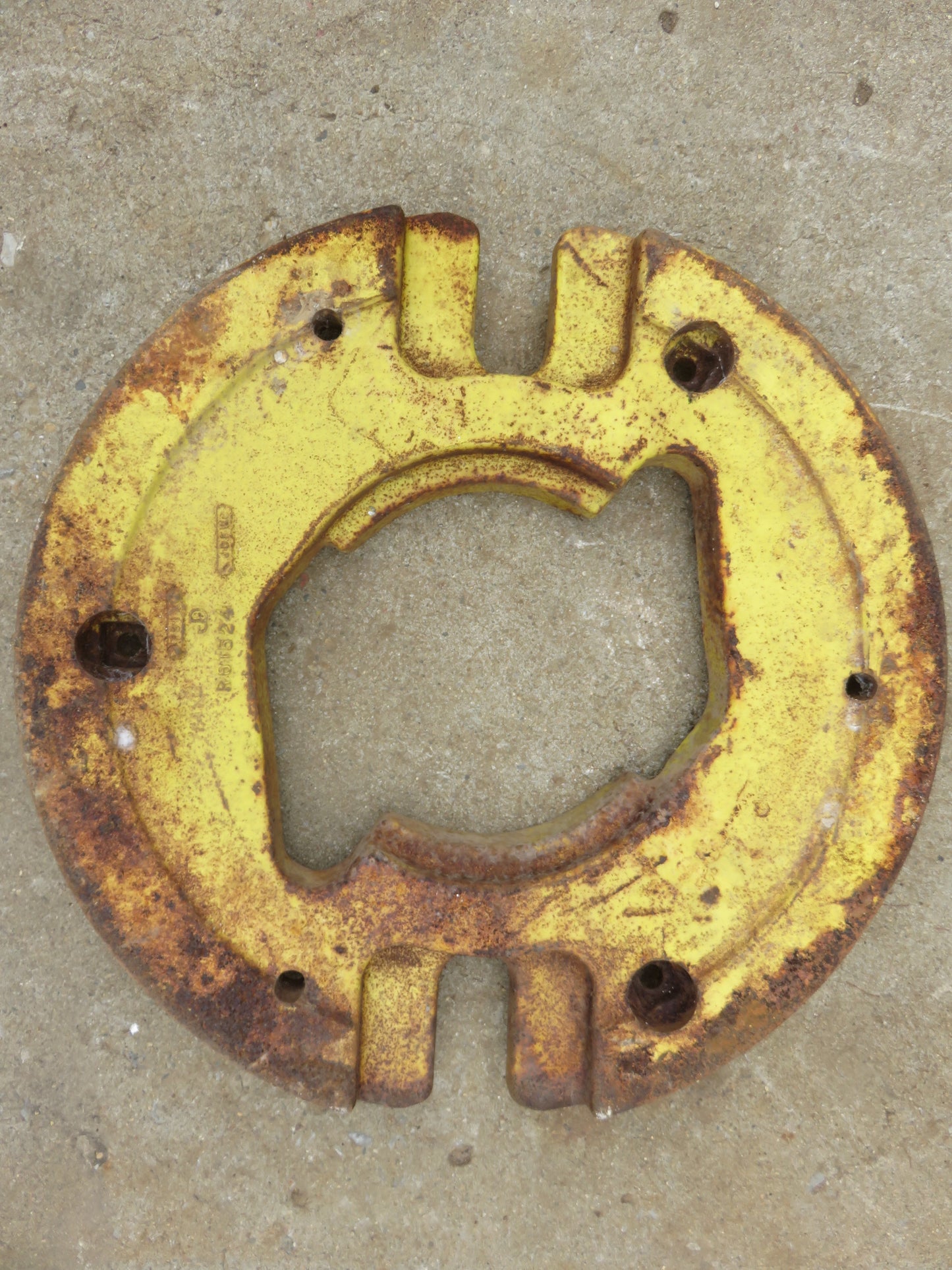 R61524 John Deere Weight For 2510, 2520, 3020, 4000, 4020, 4030, 4040, 4050, 4230