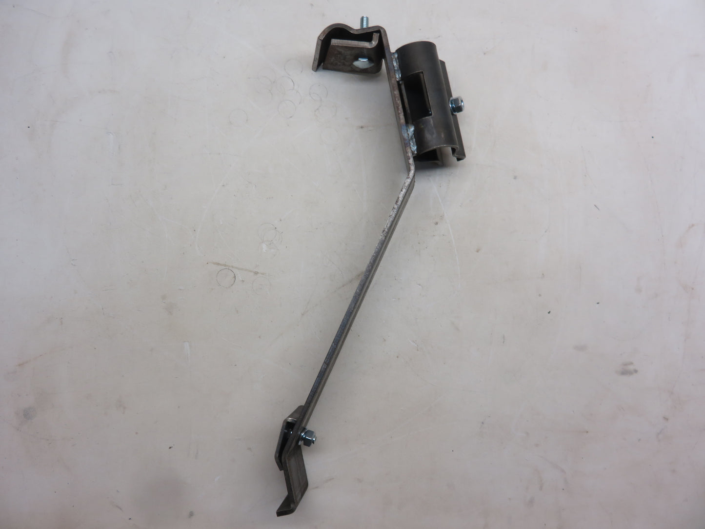 John Deere Open Seat Back Late Style Umbrella Bracket For 50, 60, 70, 80