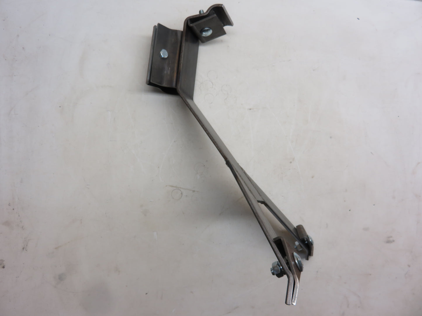 John Deere Closed Seat Back Umbrella Bracket For 520, 620, 720, 820, 530, 630, 730, 830