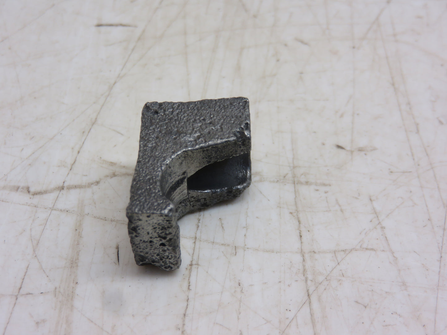 R26629 John Deere Rockshaft Cable Clamp For 2510, 3010, 3020, 4010