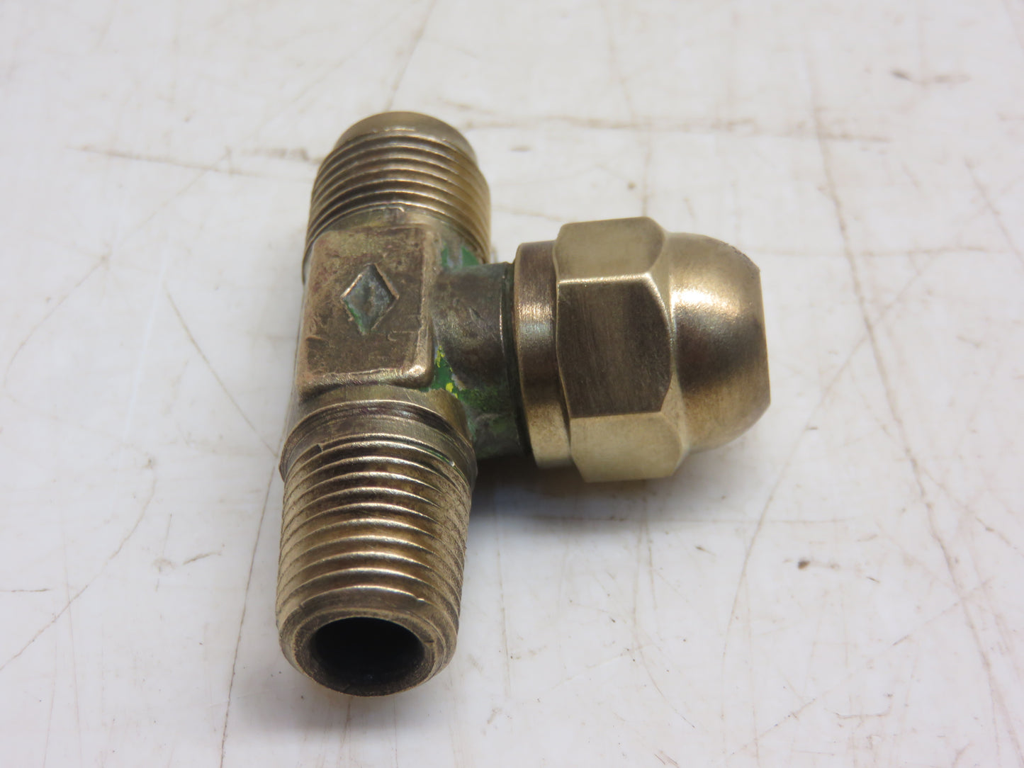 A4929R John Deere LP Valve Tee For 60, 70, 420, 520, 620, 720, 430, 530, 630, 730