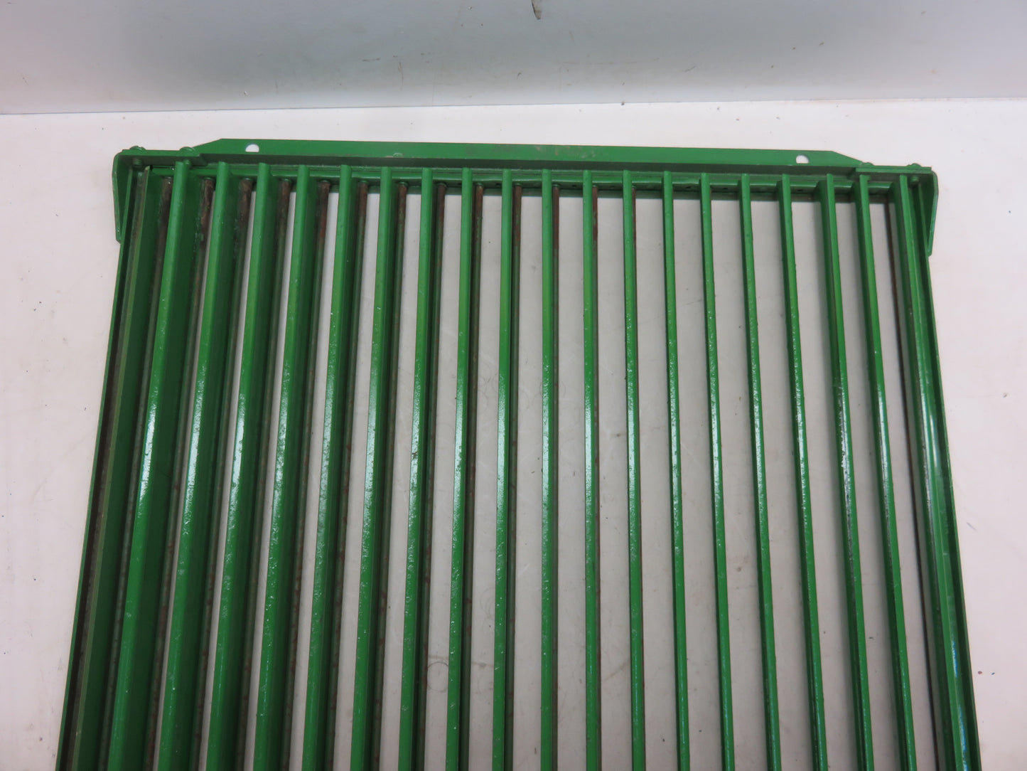 AR594R John Deere Shutter For R, 80, 820, 830