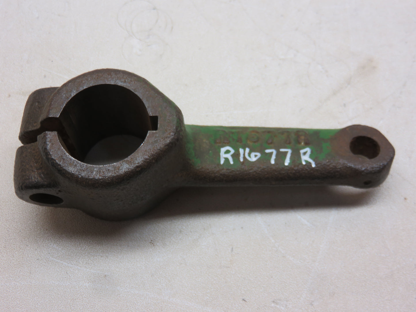 R1677R John Deere Power Trol Operating Tube Arm For 80, 820, 830