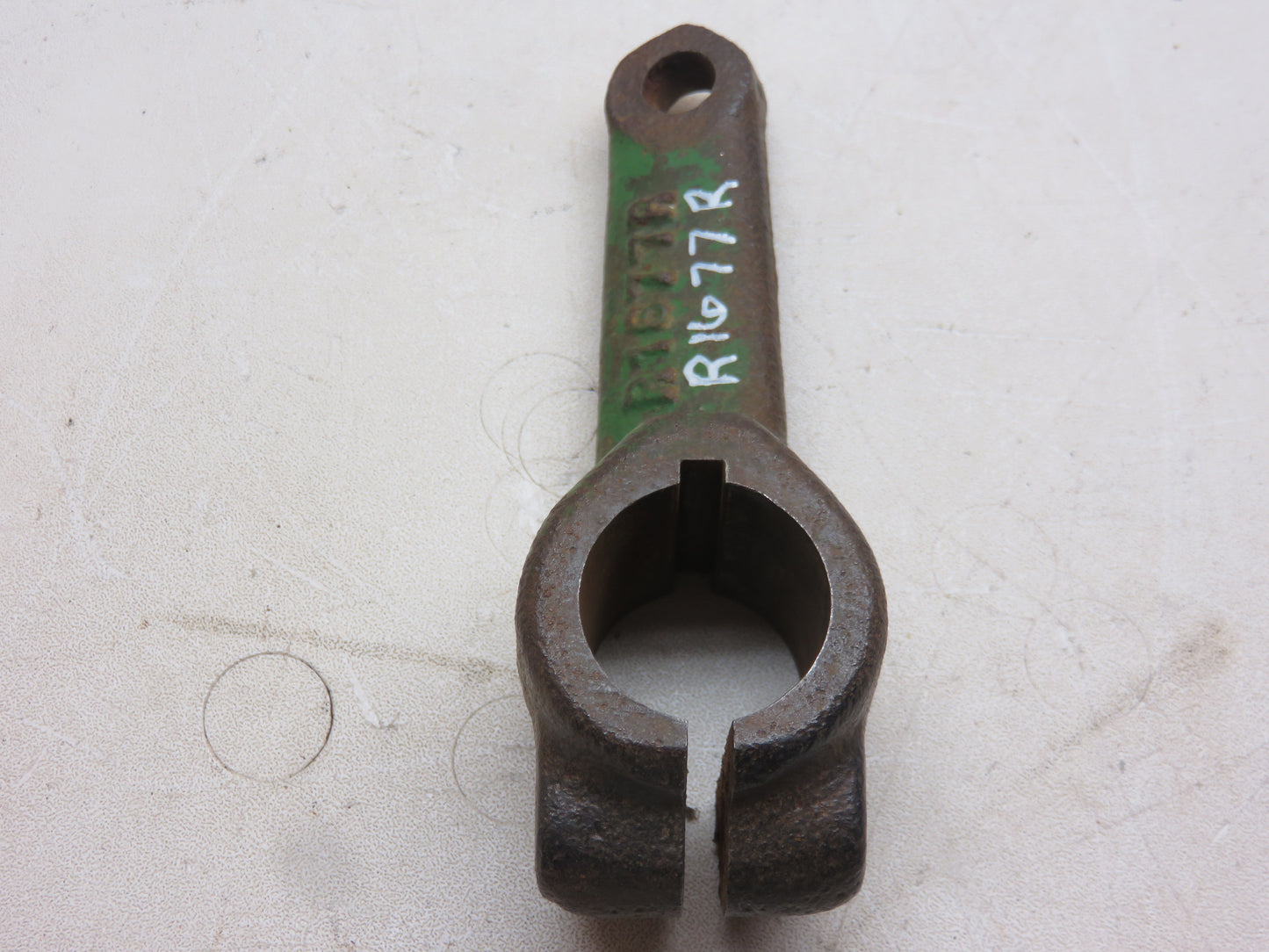 R1677R John Deere Power Trol Operating Tube Arm For 80, 820, 830