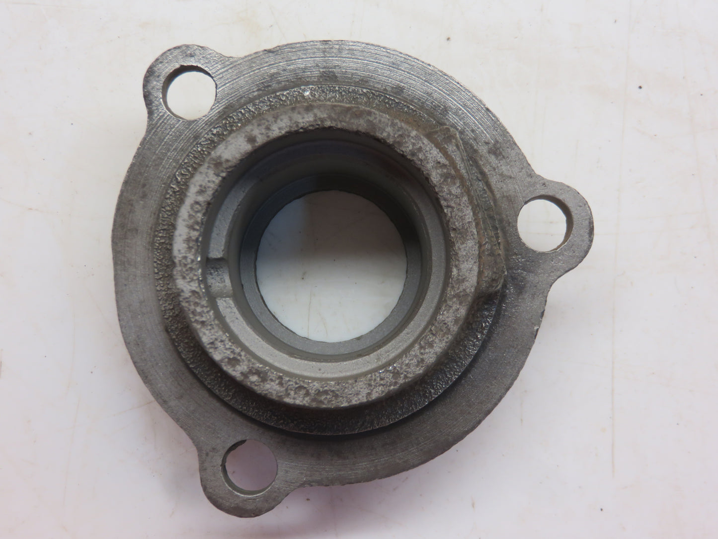 AD220R, D654R John Deere Rear Fan Bearing Housing For D