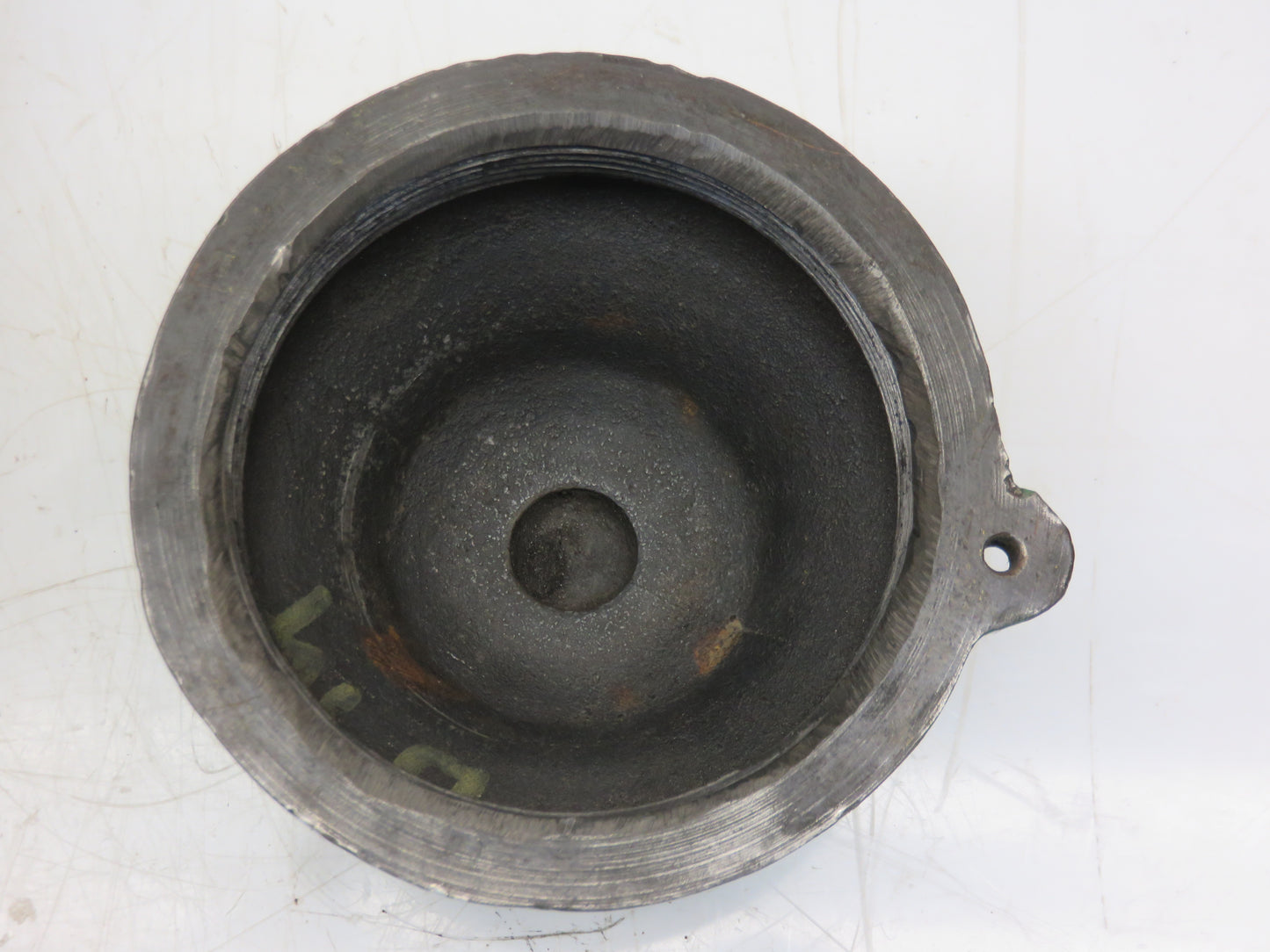 D327R John Deere Front Wheel Hub Cap For D