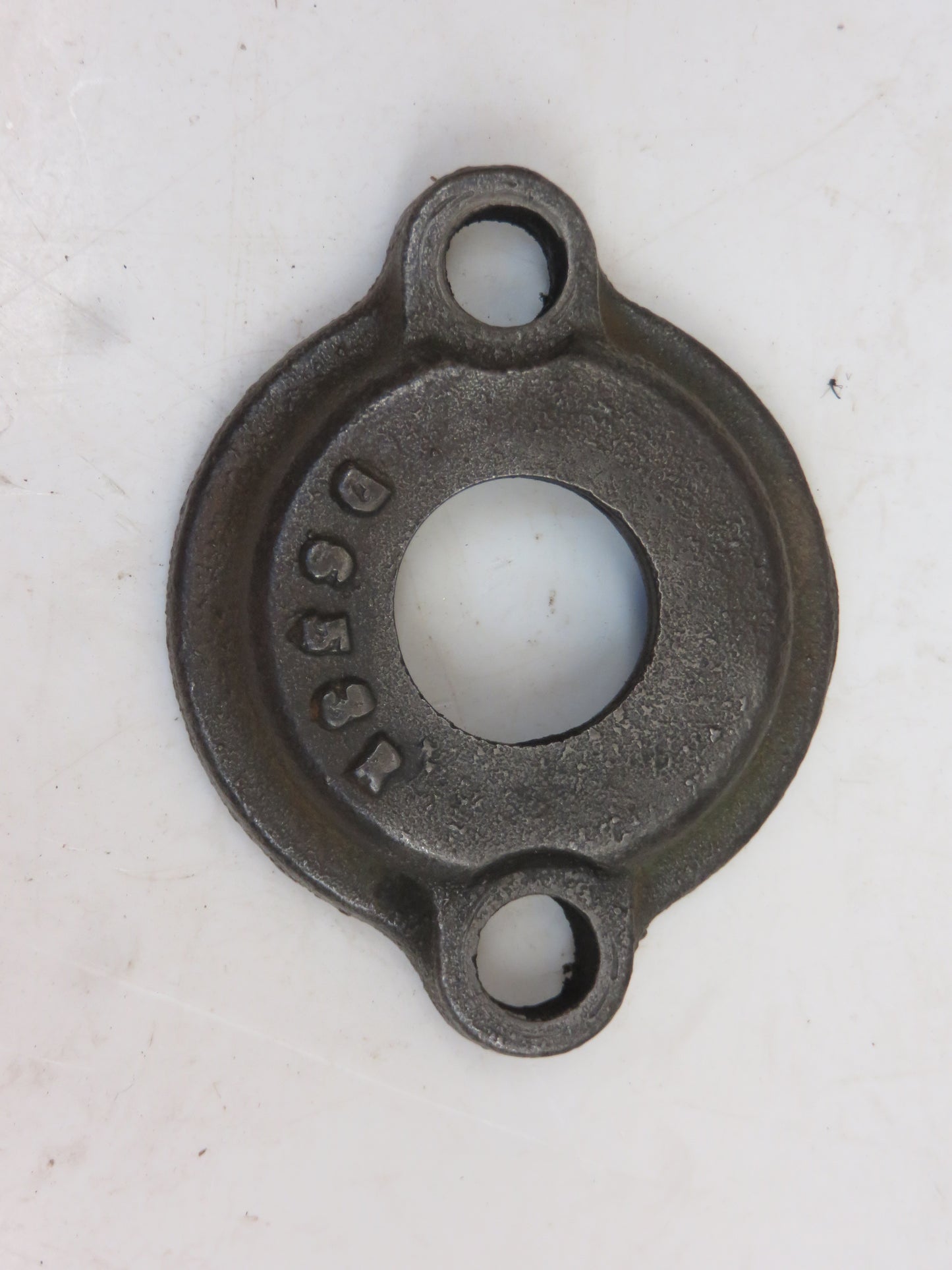 AD221R, D653R John Deere Front Fan Bearing Cover For D