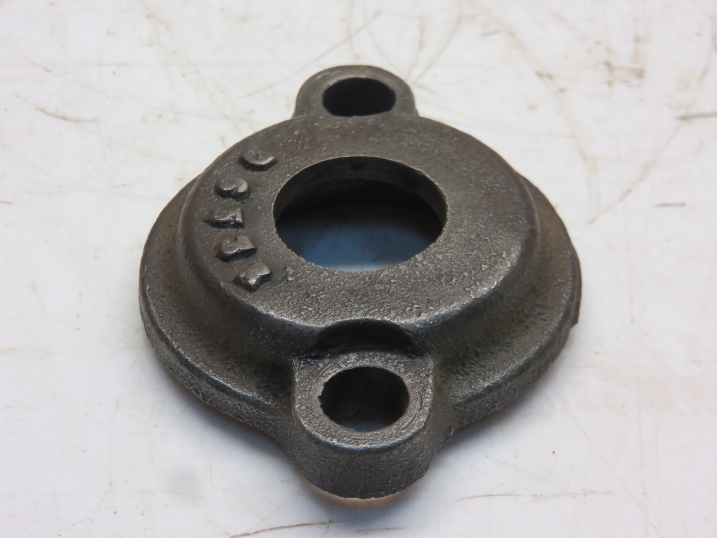 AD221R, D653R John Deere Front Fan Bearing Cover For D