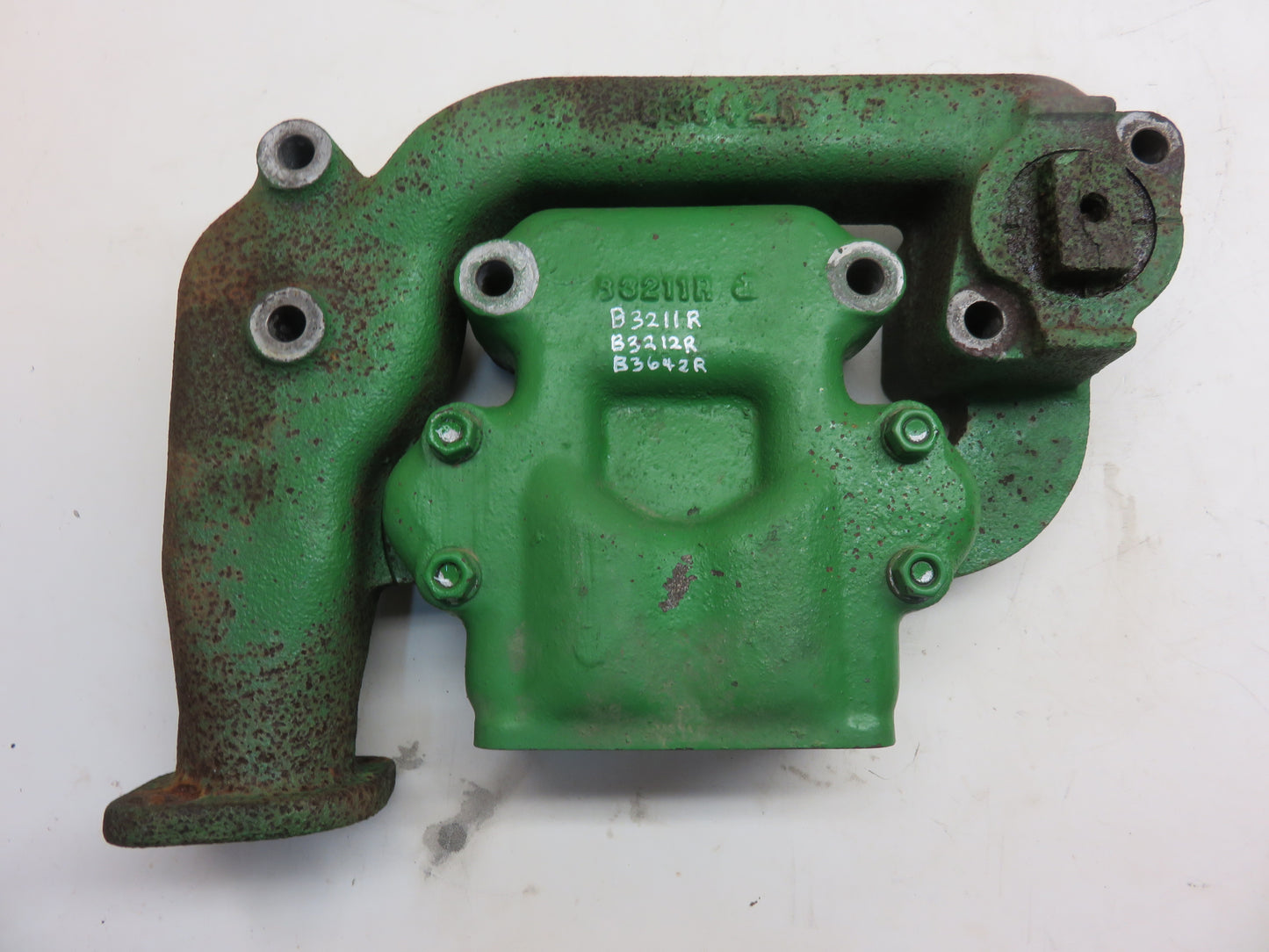 B3211R, B3212R John Deere Intake And Exhaust Manifold For 50
