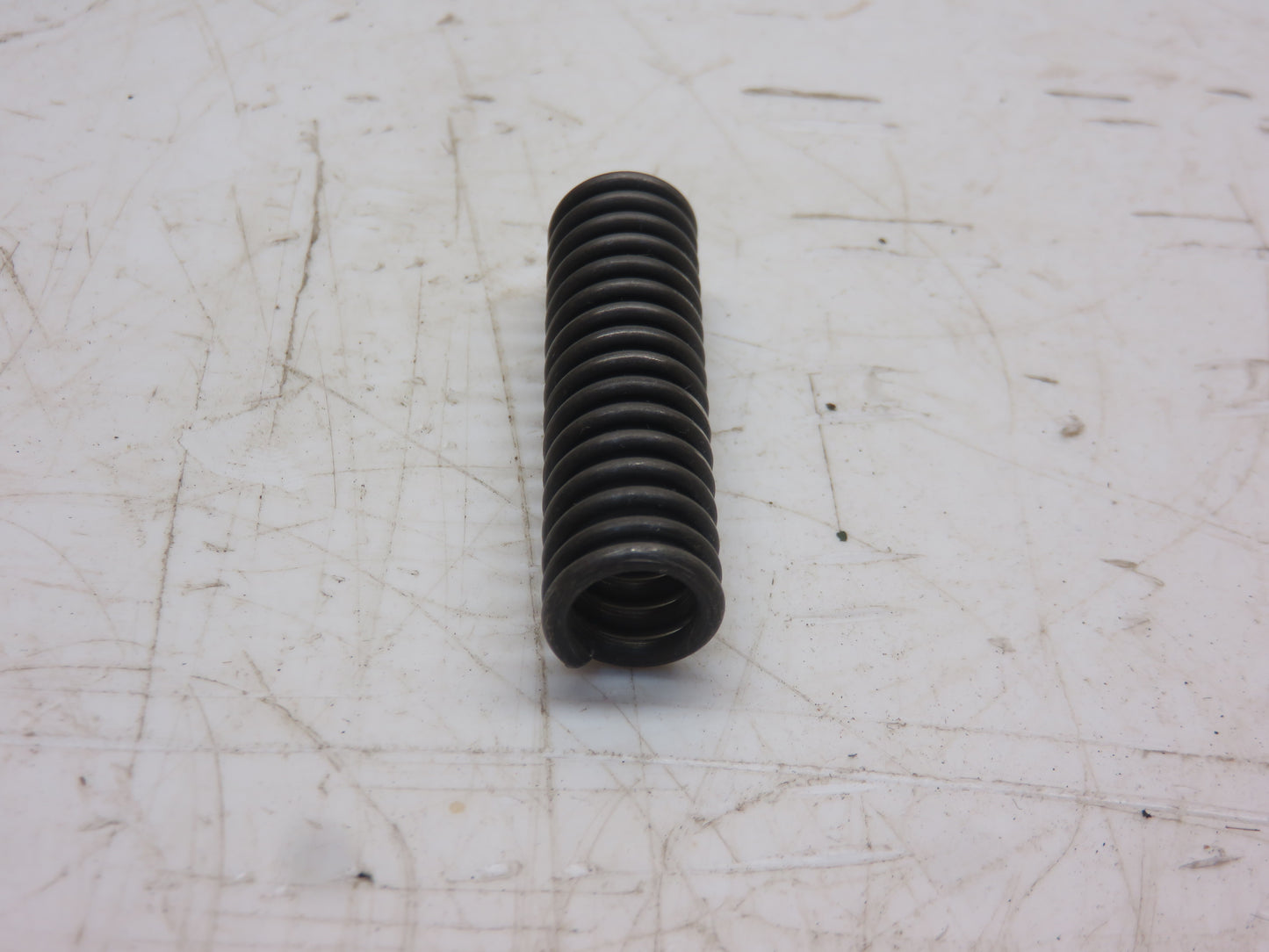 R26203 John Deere Shifter Pawl Spring For 2510, 2520, 3010, 3020, 4000, 4010, 4020, 4320