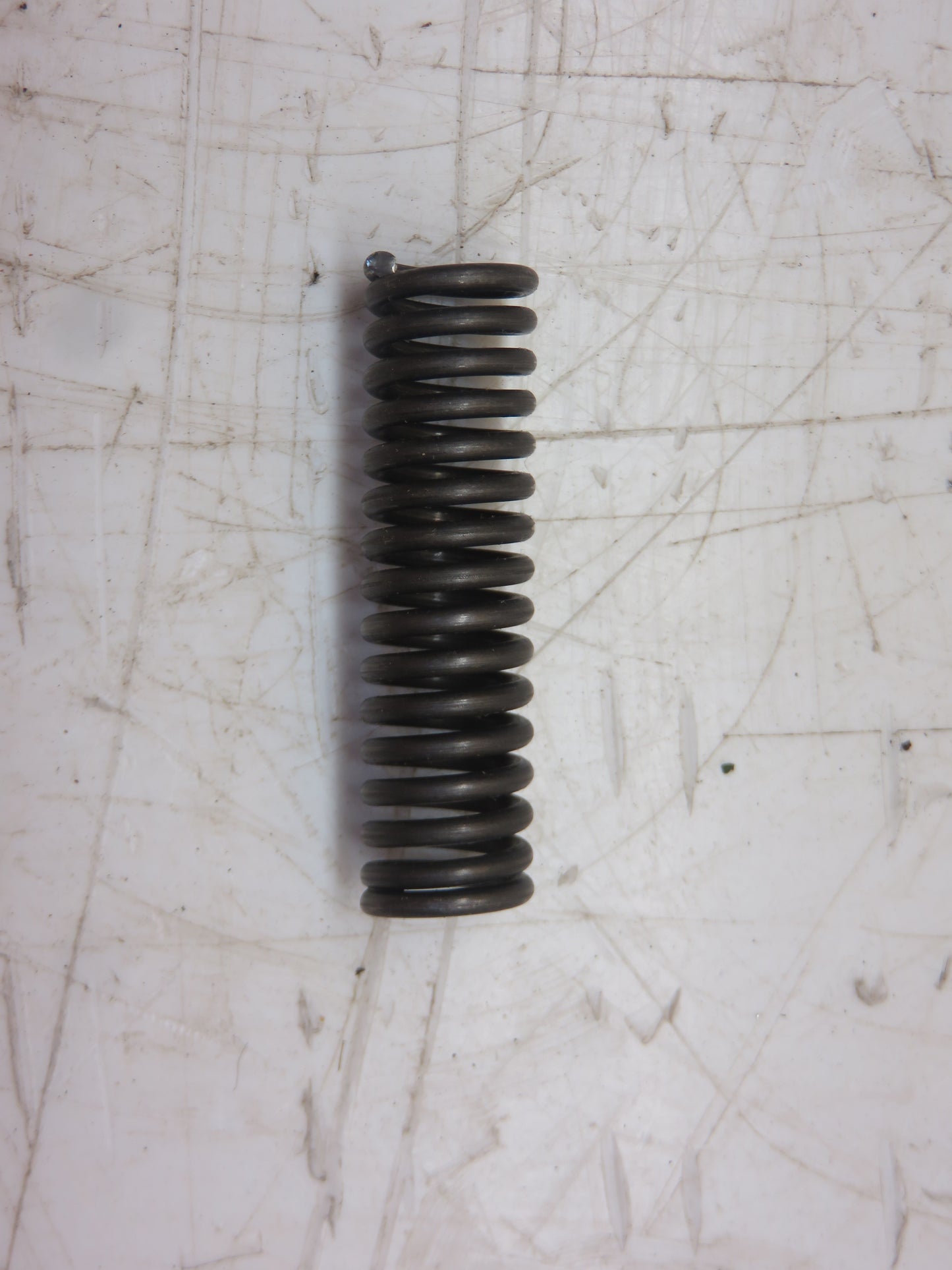 R26203 John Deere Shifter Pawl Spring For 2510, 2520, 3010, 3020, 4000, 4010, 4020, 4320
