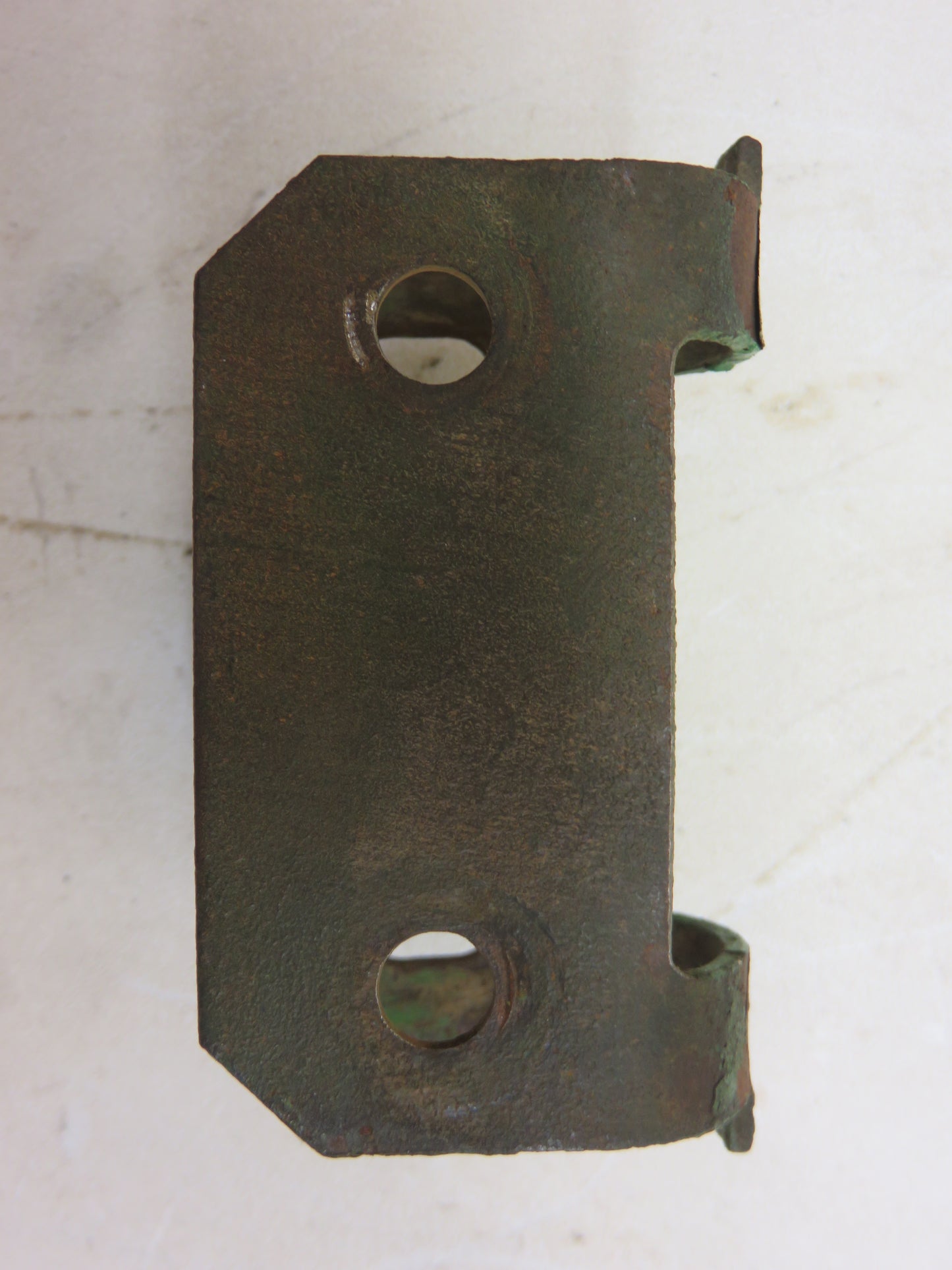 A4165R John Deere Spark Plug Conduit Bracket For A, AR, AO, B, G, 50, 60, 70
