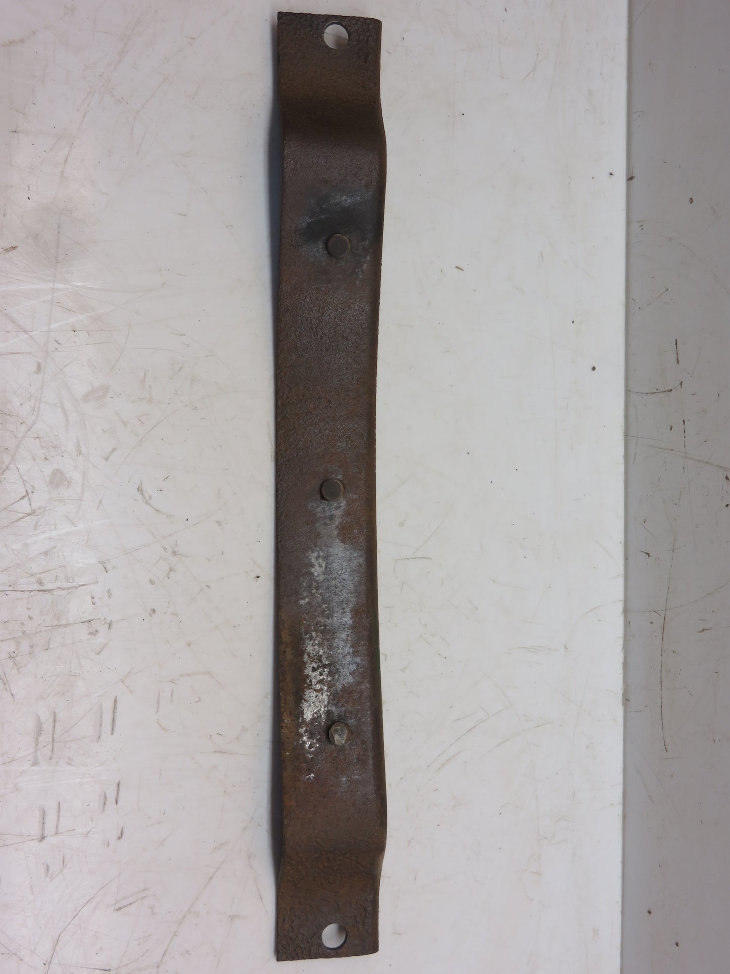 AA2254R John Deere Front Fuel Tank Support For A, G