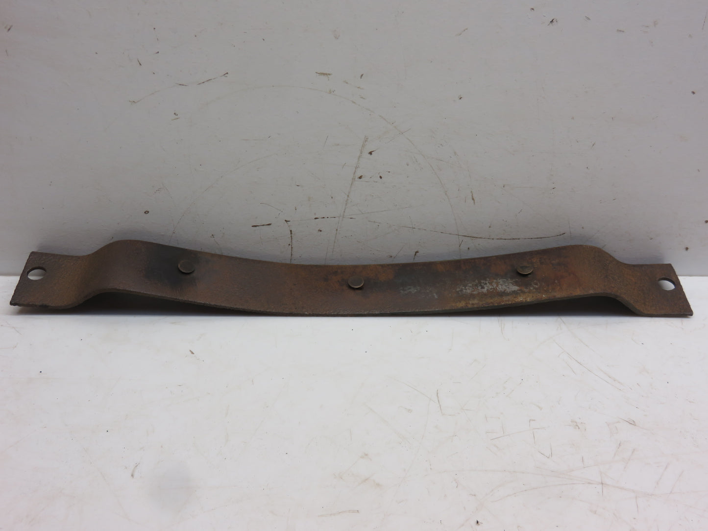 AA2254R John Deere Front Fuel Tank Support For A, G