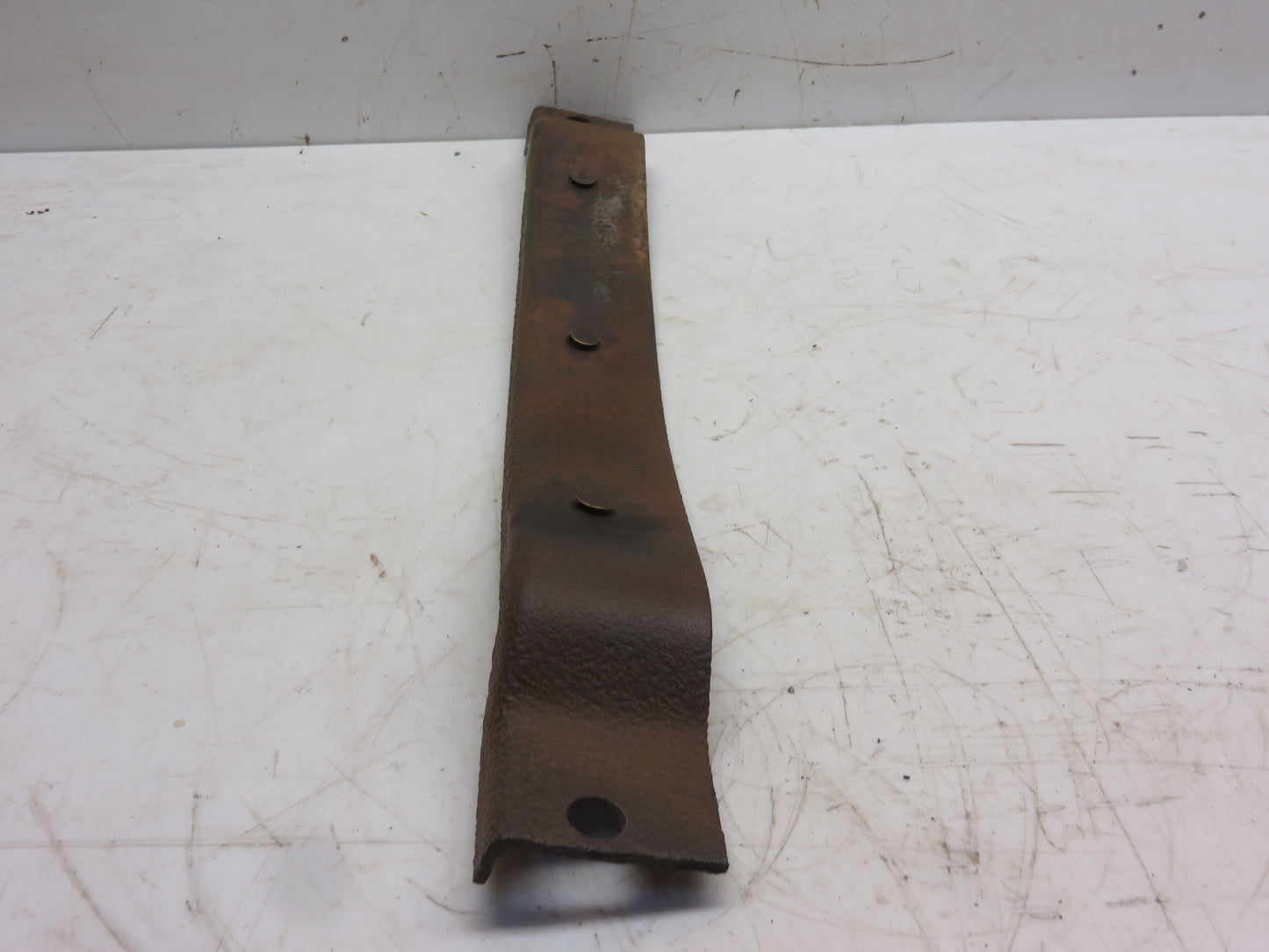 AA2254R John Deere Front Fuel Tank Support For A, G