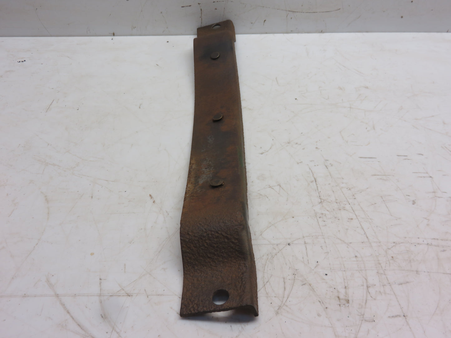 AA2254R John Deere Front Fuel Tank Support For A, G