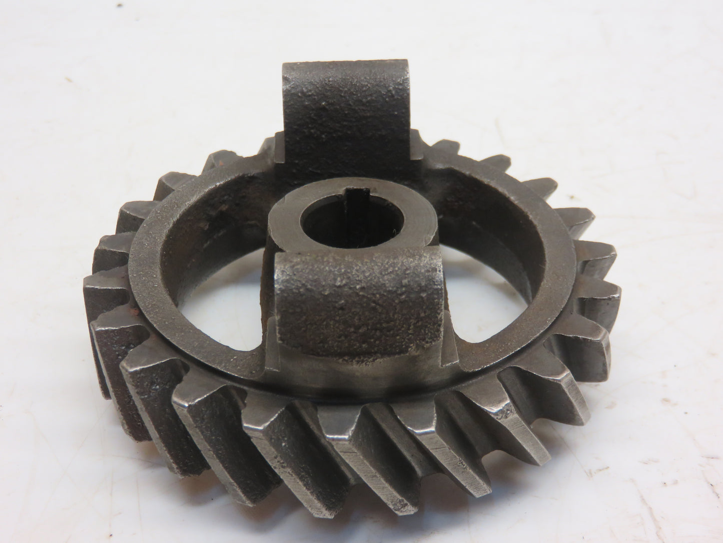 B2632R John Deere Governor Drive Gear For B, 50