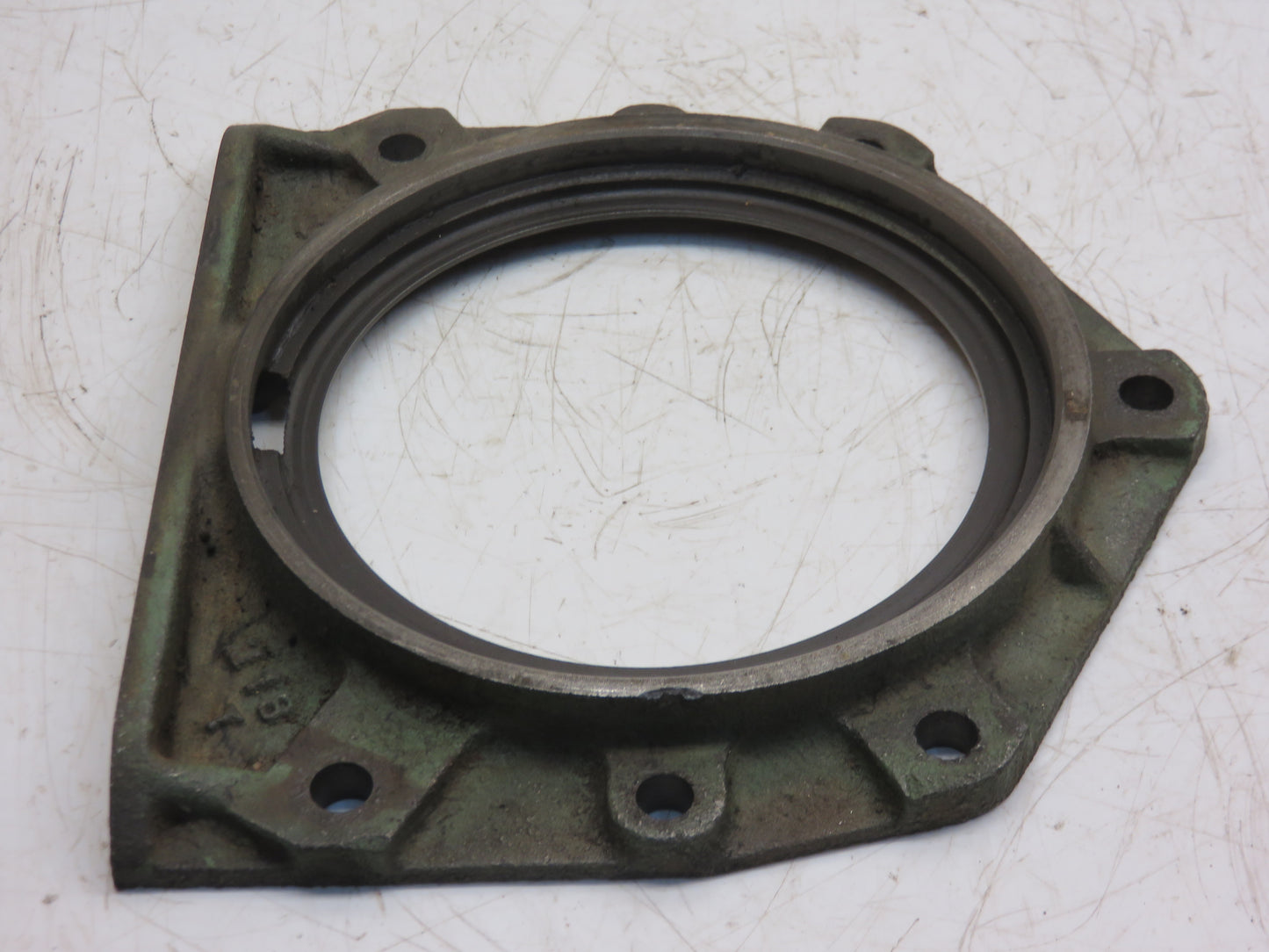 M18T, AM728T John Deere Rear Engine Oil Seal Plate M, 40, 320, 330, 420, 430