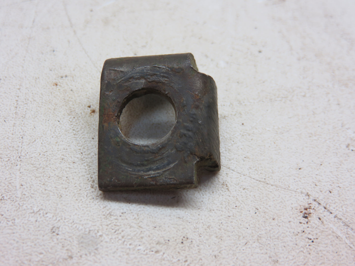 M415T John Deere Distributor Mounting Clip For M, 40, 320, 420, 330, 430
