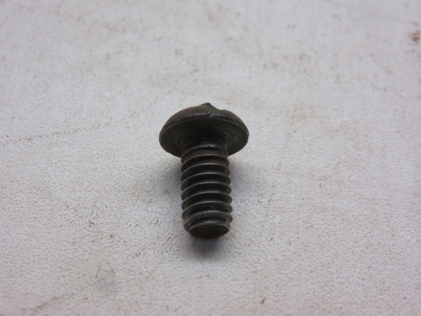 21H1144A John Deere Machine Screw For M, 40, 320, 420, 330, 430, 435, 1010, 2010