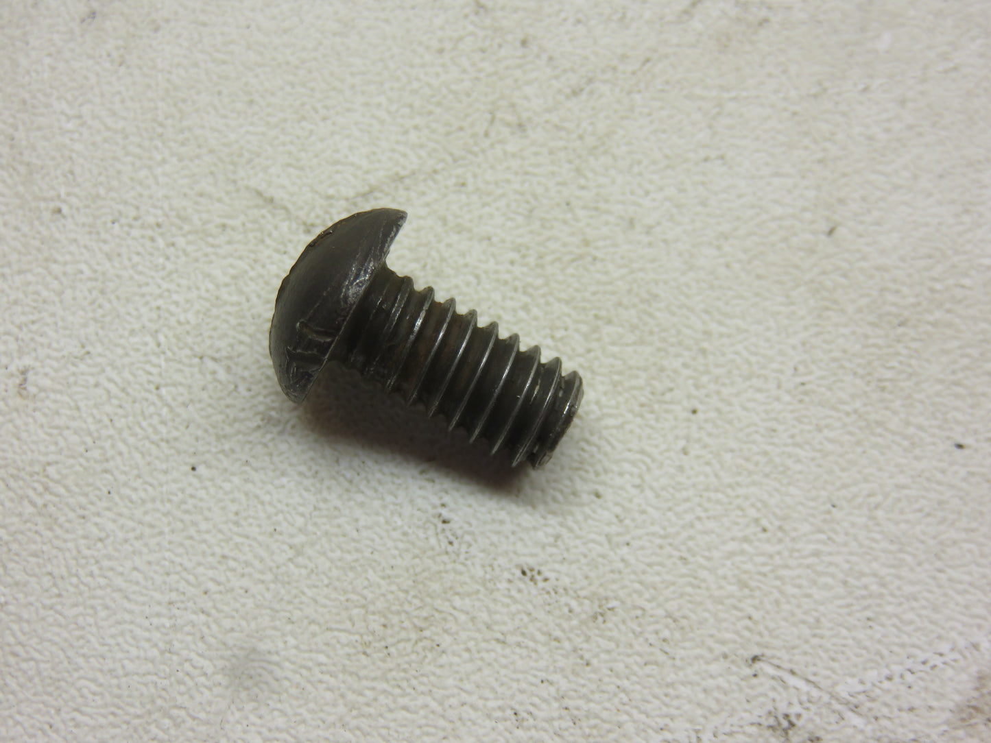 21H1144A John Deere Machine Screw For M, 40, 320, 420, 330, 430, 435, 1010, 2010