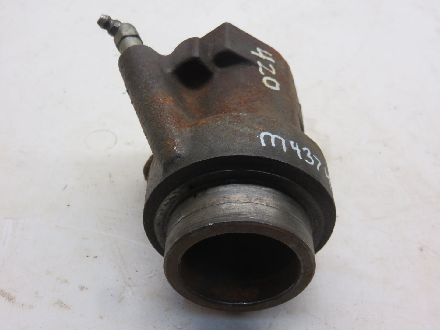 M4374T John Deere Clutch Throw Out Bearing Carrier For 420, 430, 435