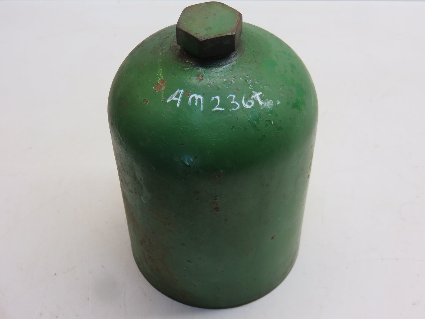 AM236T AM738T John Deere Oil Filter Canister For M, 40, 420, 430, 1010