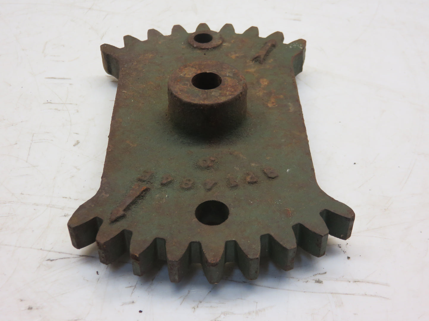BP1484E John Deere NOS Cut Off Drive Gear For 114W, 116W Baler
