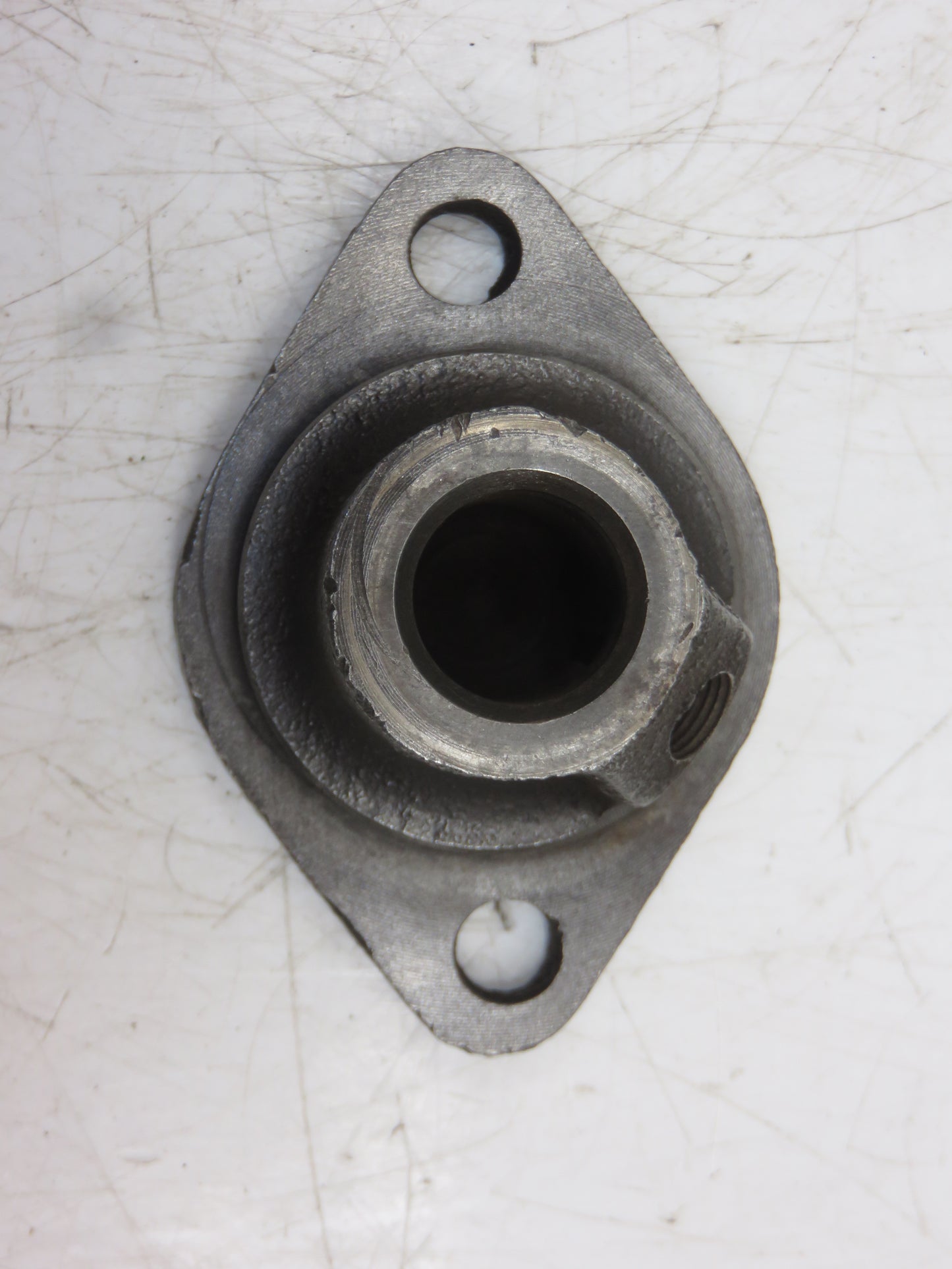 B198R John Deere Right Hand Camshaft Bearing For B, BO, BR
