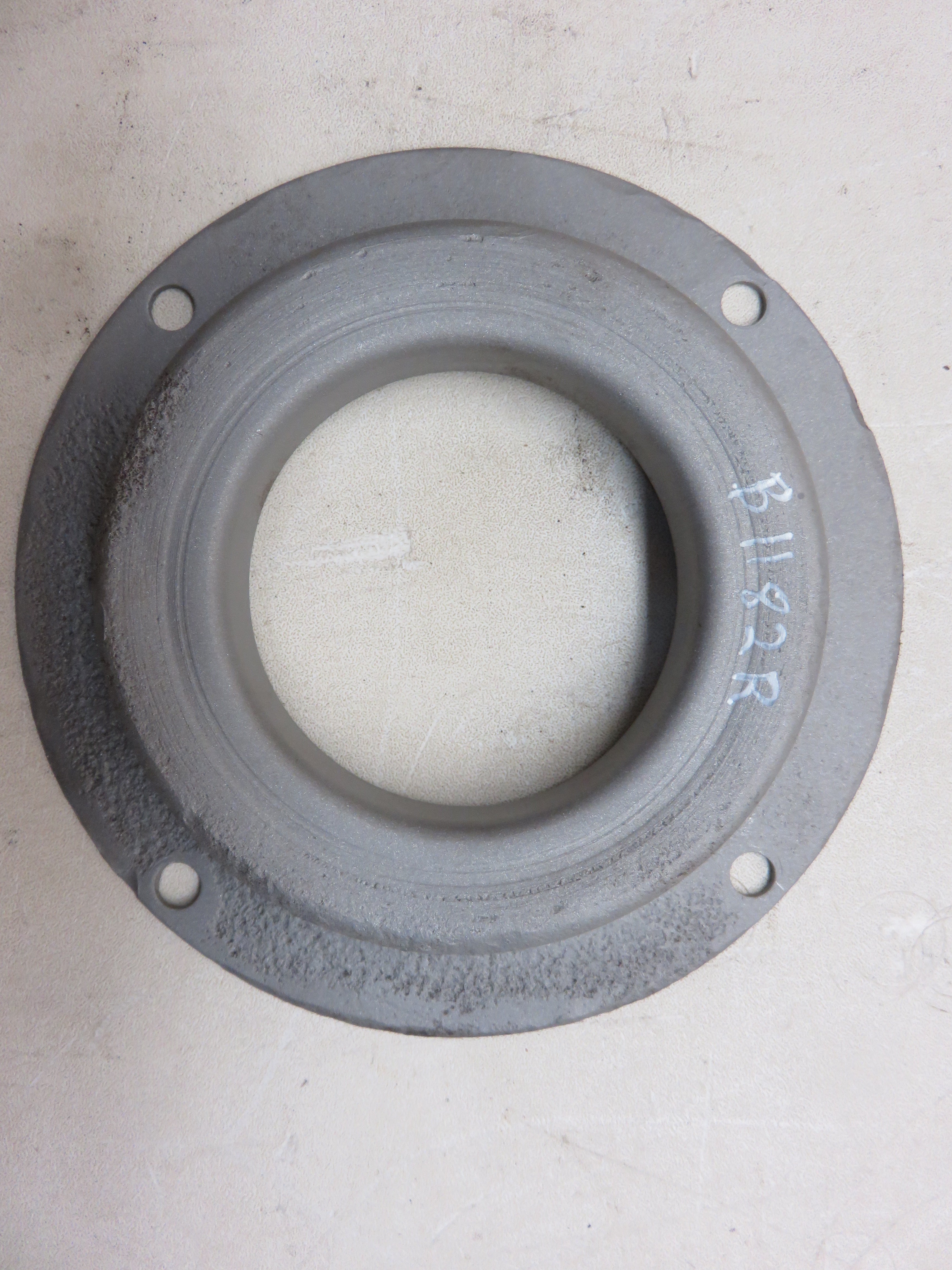 Picture of B1182R John Deere Rear Axle Felt Retainer For B – Vintage John Deere Parts