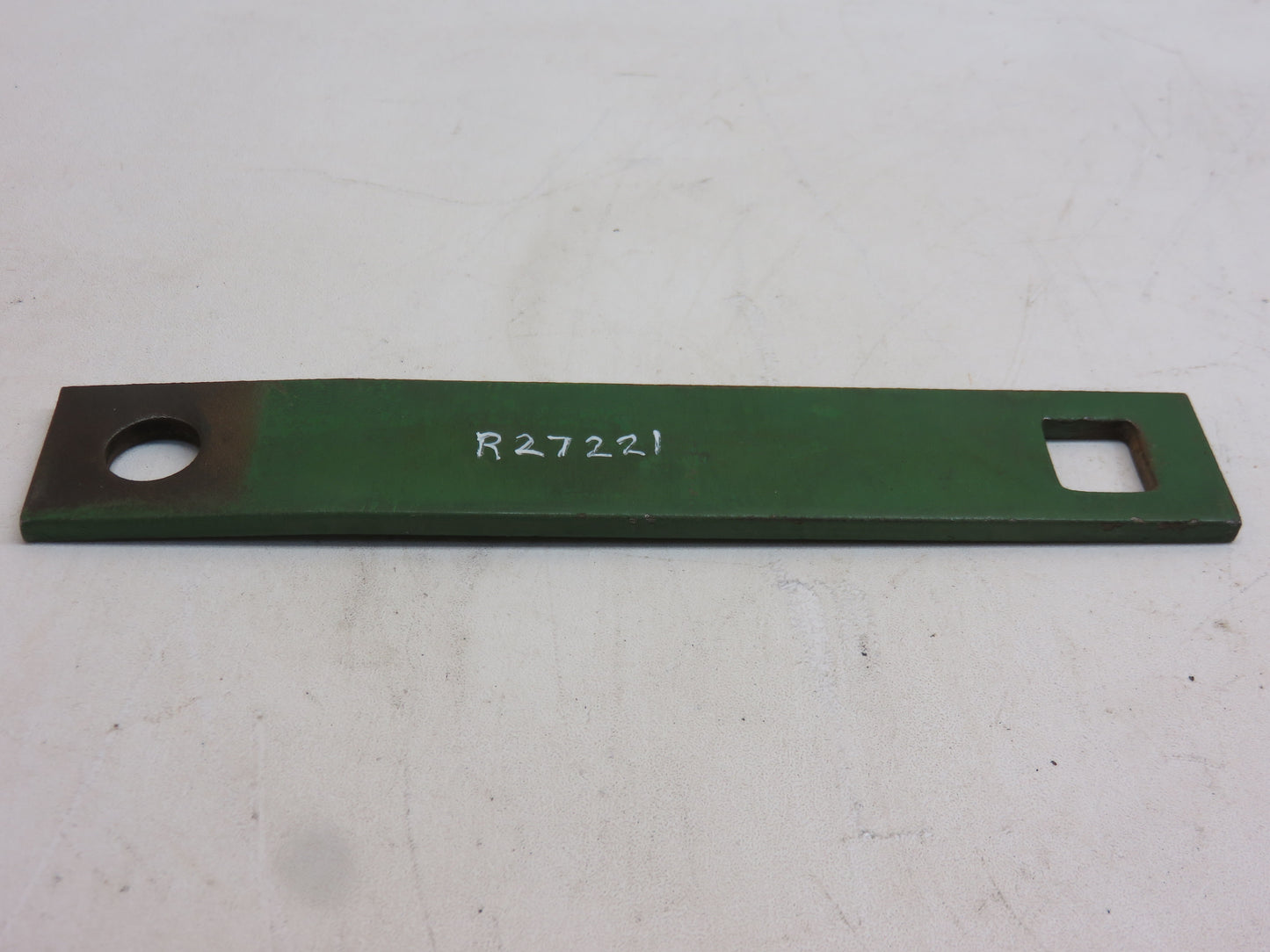 R27221 John Deere Fuel Filter Bail For 3010, 4010