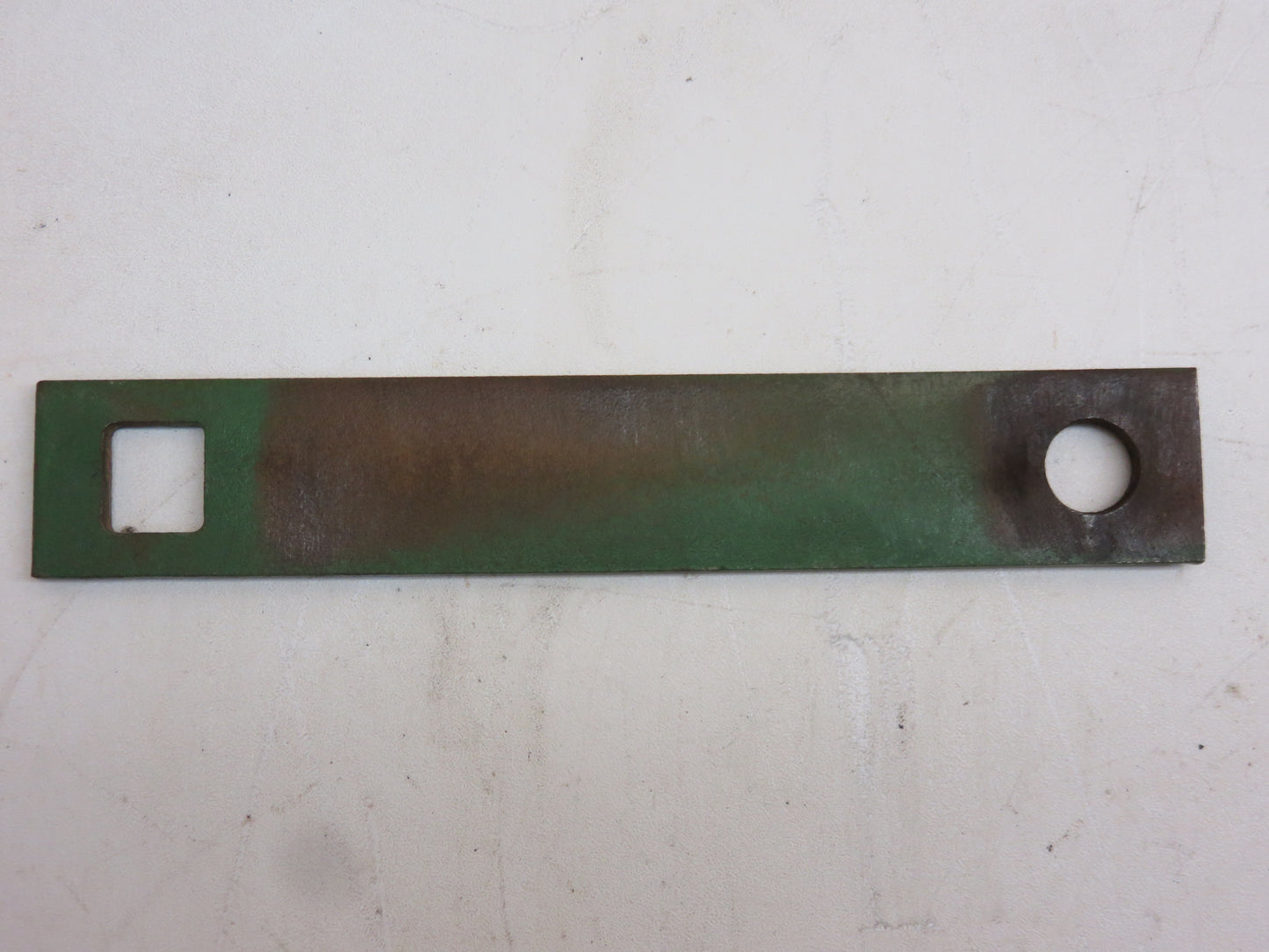 R27221 John Deere Fuel Filter Bail For 3010, 4010