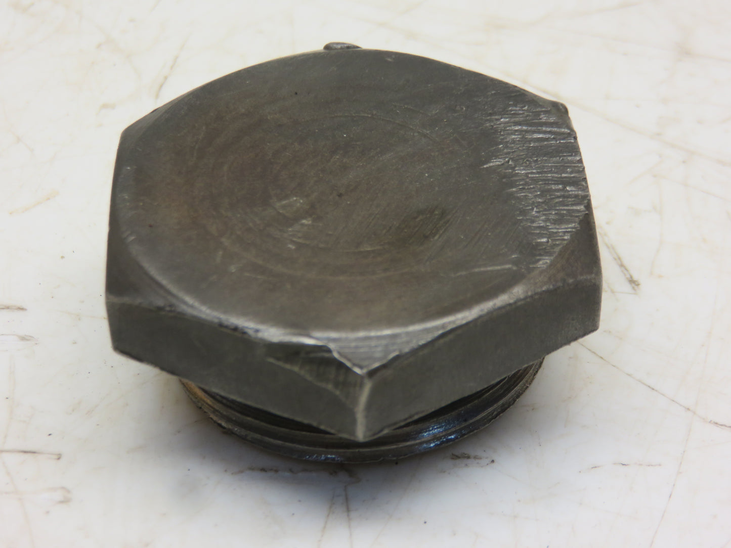 D1881R John Deere Knuckle Dust Cap For AR, AO, BR, BO, D, GPO, R, 60, 70, 80, 620, 720, 820