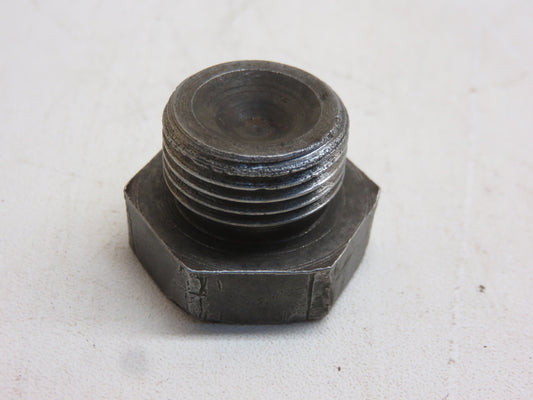 M1746T John Deere Drain Plug For 40, 320, 420, 330, 430, 435, 1010, 1030, 1130, 1630
