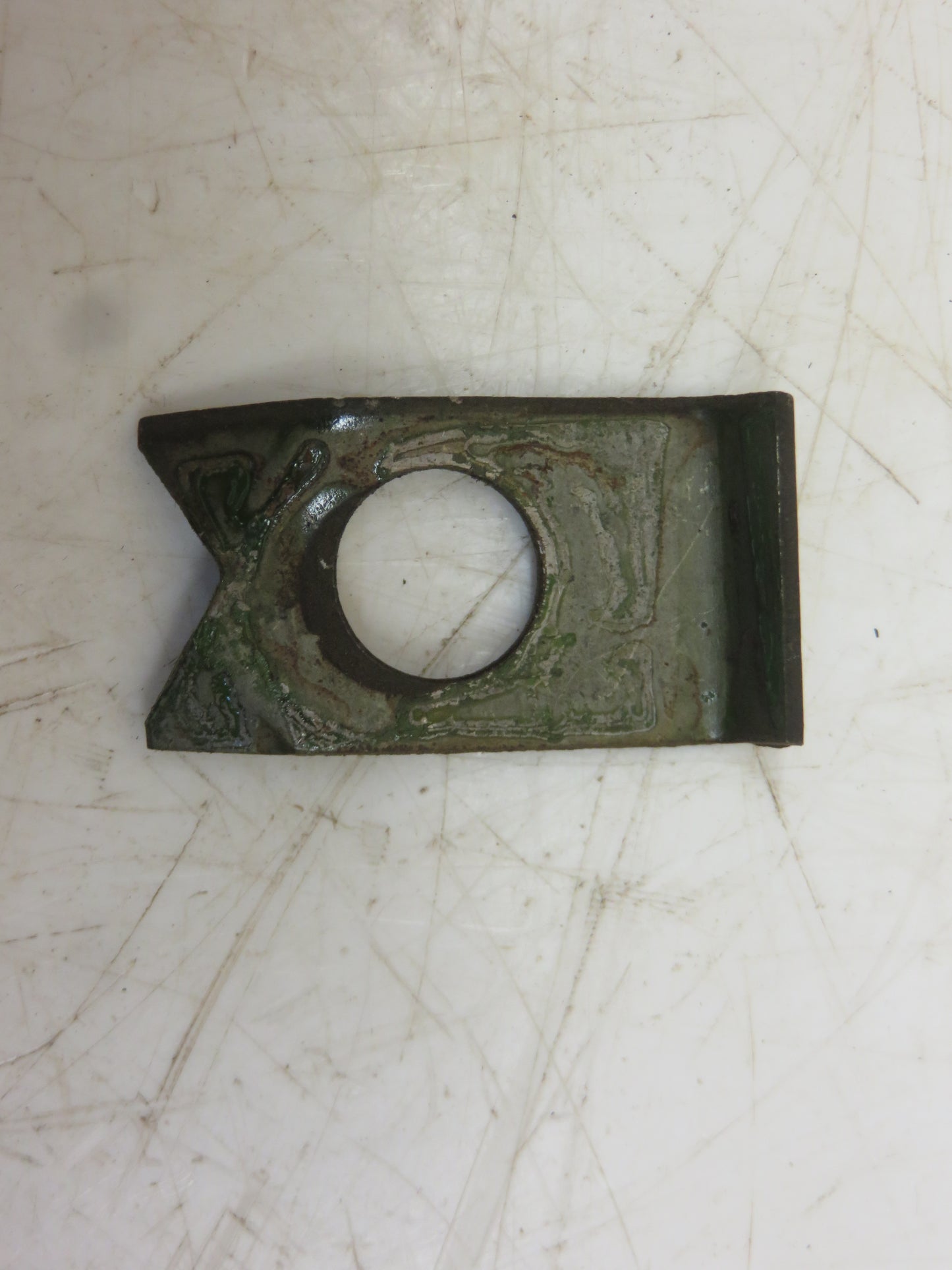 B32882H John Deere NOS Clip