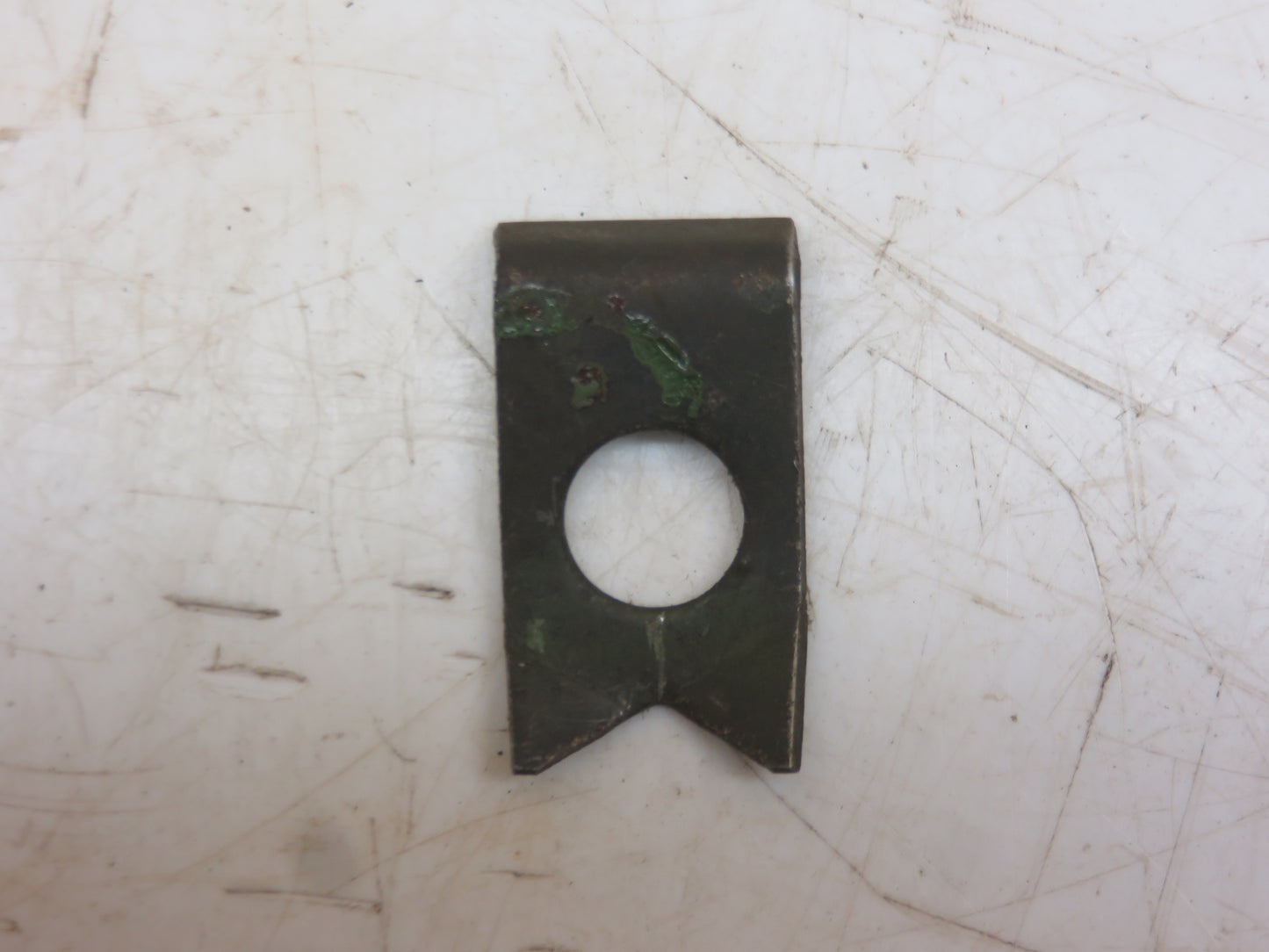 B32882H John Deere NOS Clip