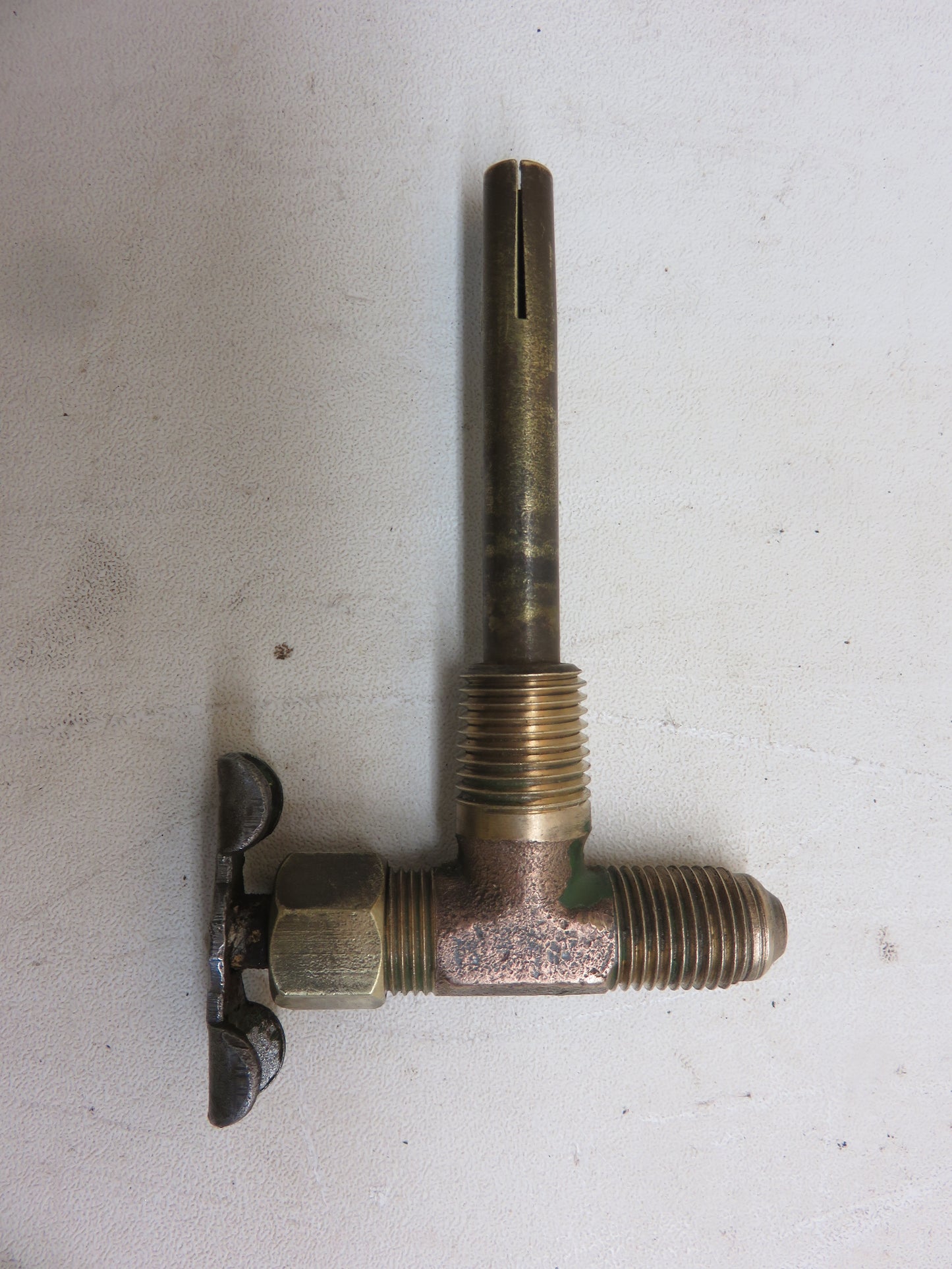 R34656 John Deere Fuel Tank Shut Off Valve For 1020, 1120, 1520, 1030, 1130, 1530, 1630,