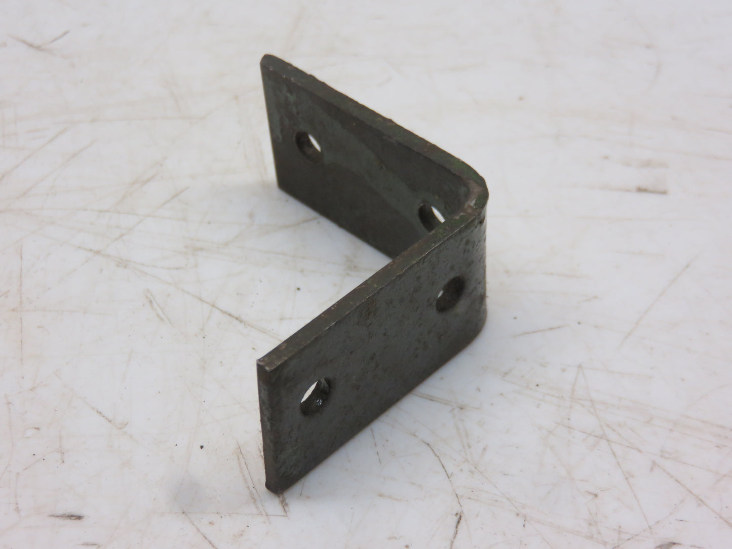 P32398H John Deere NOS Angle Support