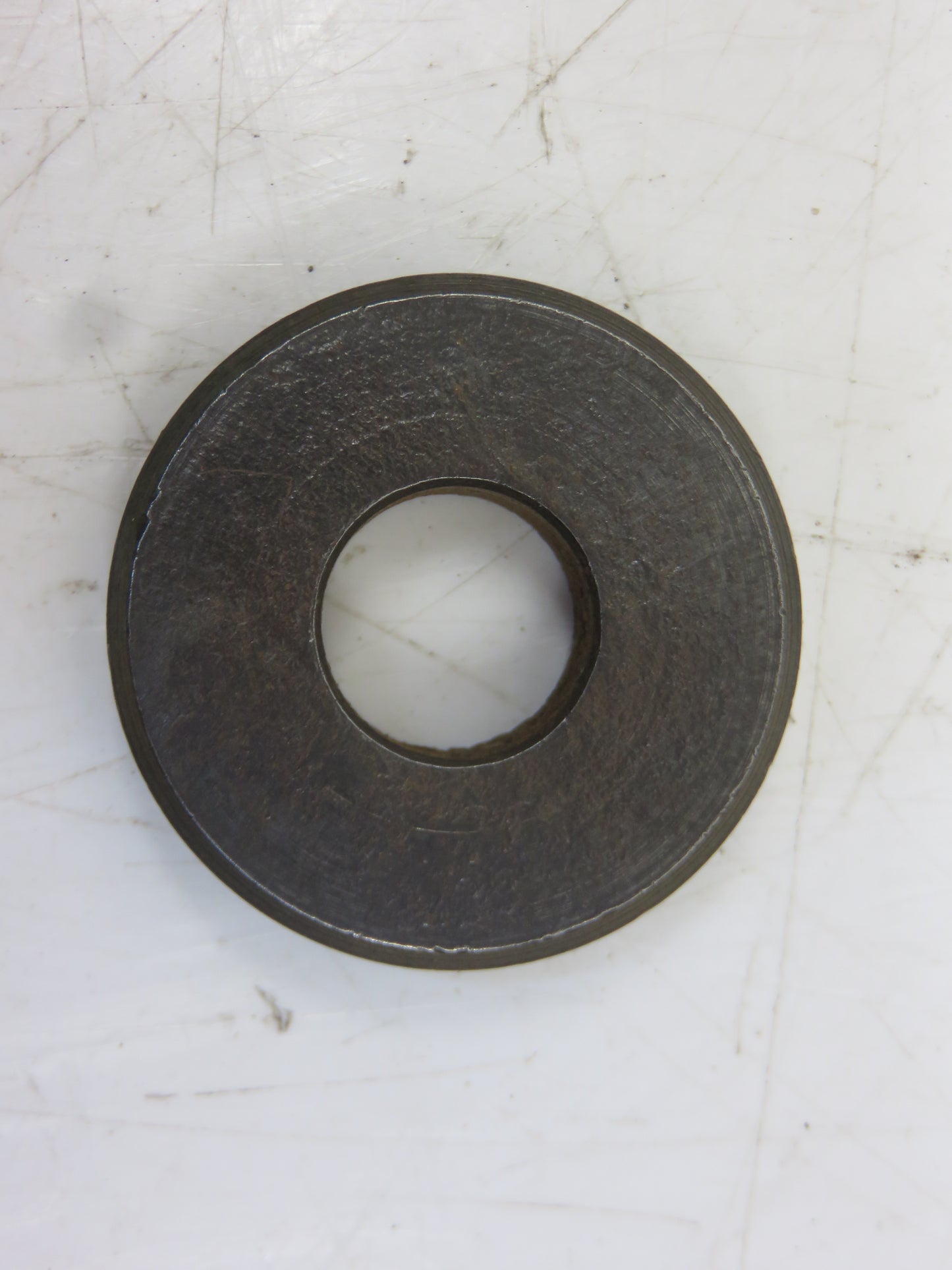 R26574 John Deere Shoulder Washer For 2510, 3010, 4010, 5010, 2520, 3020, 4000, 4020