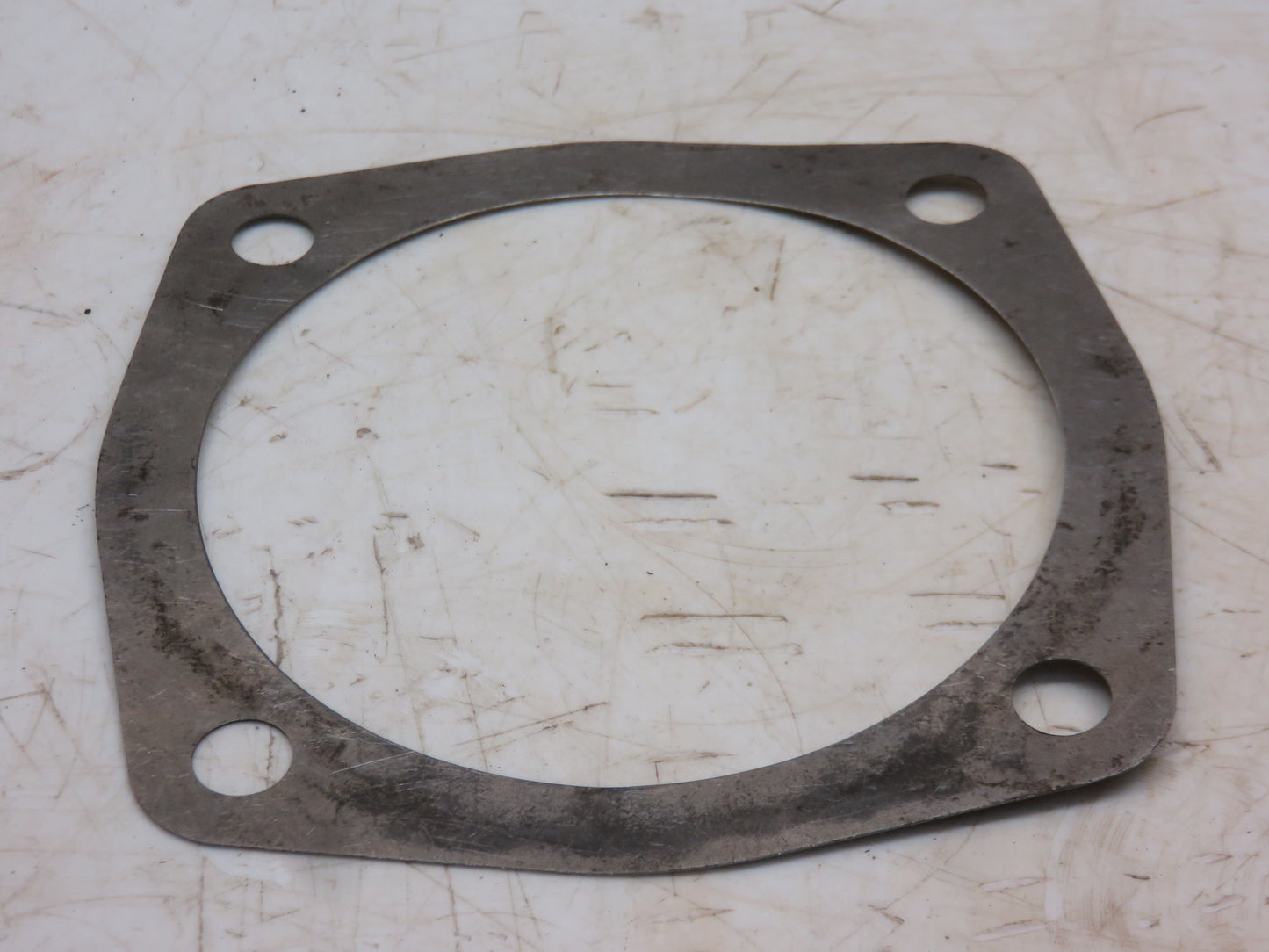 R92R John Deere Left Hand Counter Shaft Bearing Cover Shim For R, 80, 820, 830