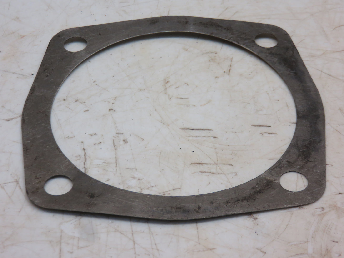 R92R John Deere Left Hand Counter Shaft Bearing Cover Shim For R, 80, 820, 830