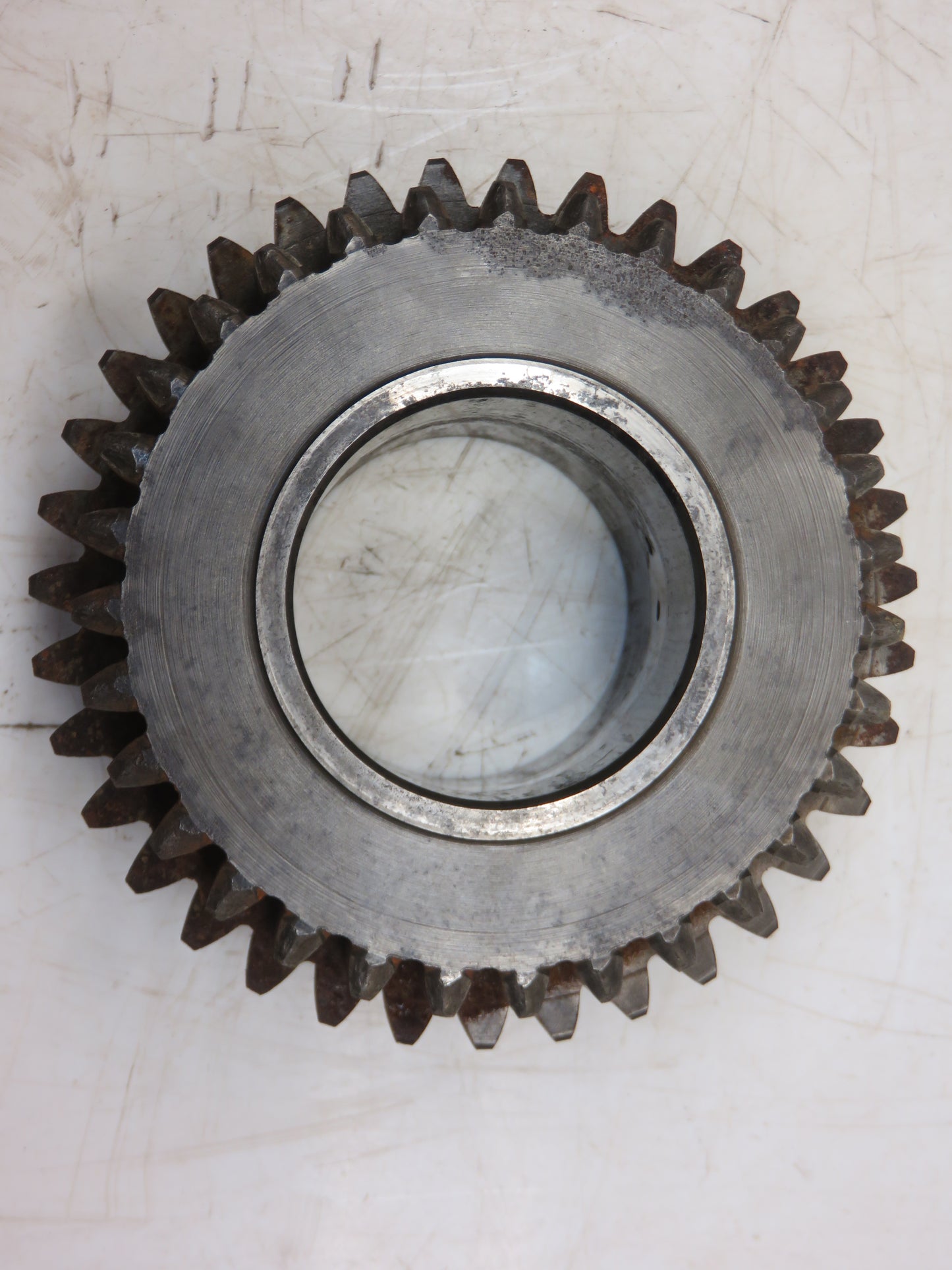 T18264 John Deere First And Second Speed Gear For 1010