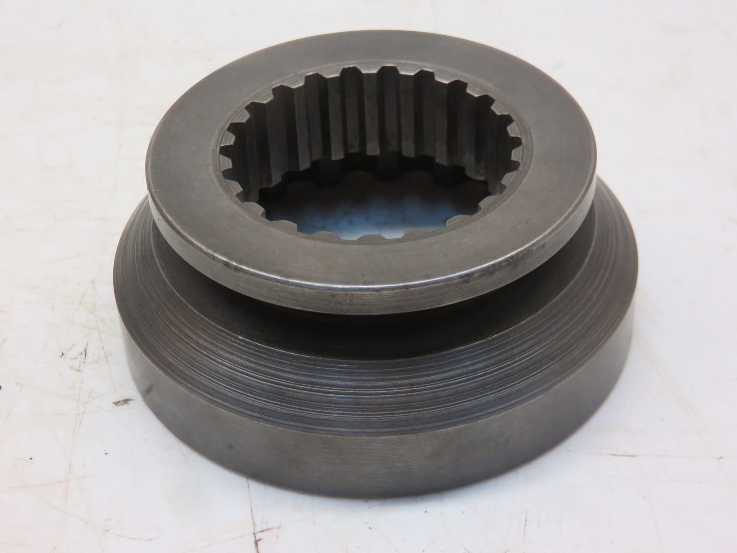 T18350 John Deere PTO Coupler For 1010