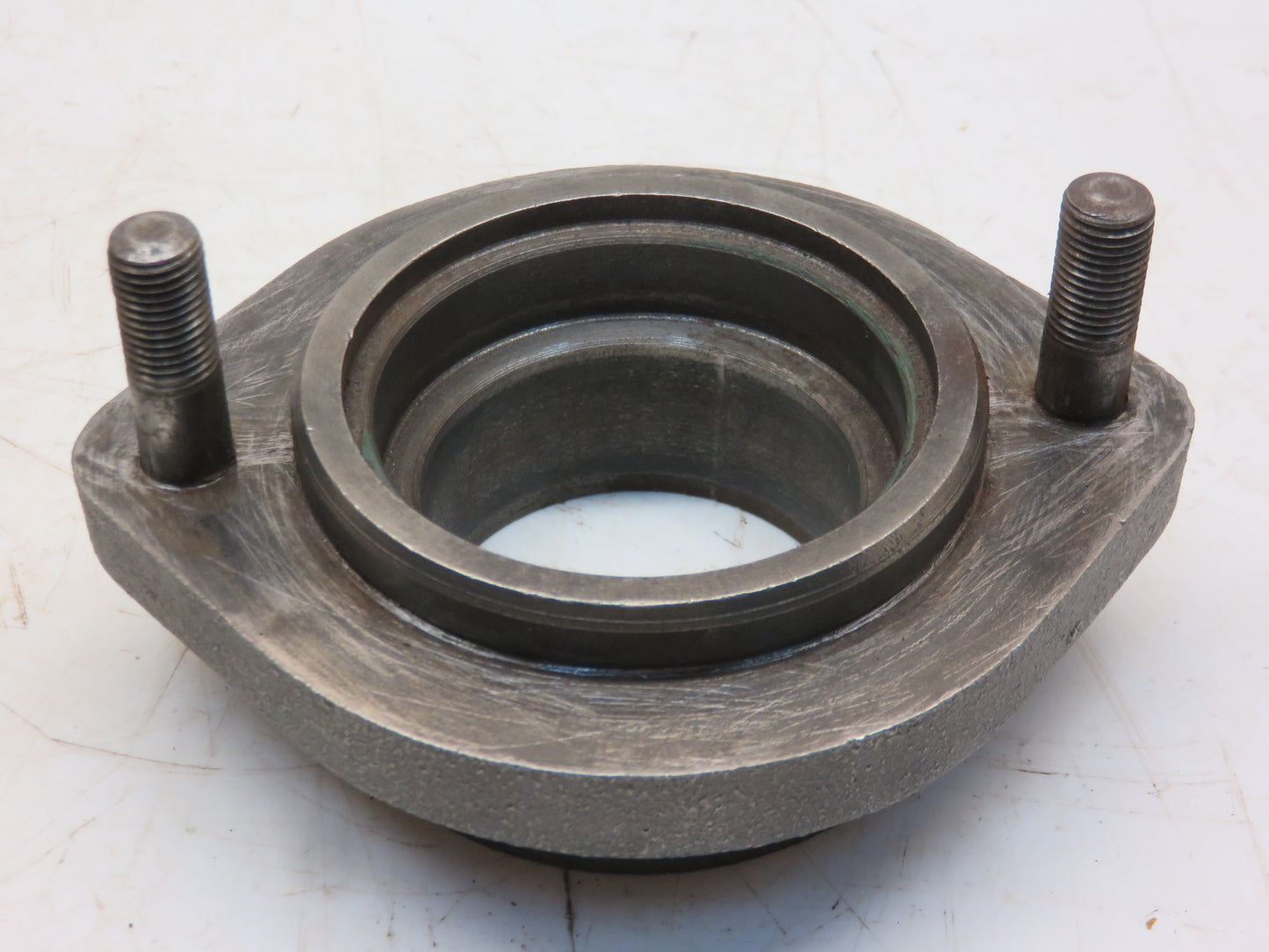 T19202 John Deere Bearing Housing For 1010