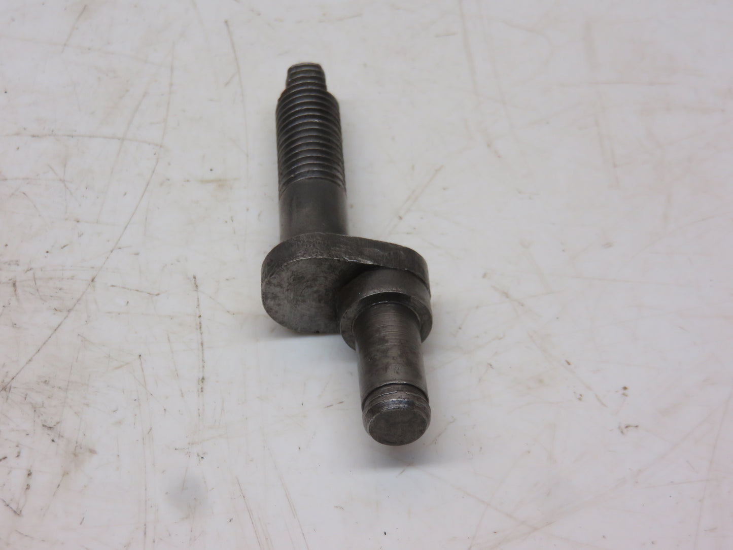 AM320T John Deere Clutch Throw Out Bearing Yoke Cam For M, 40, 320, 420, 330, 430