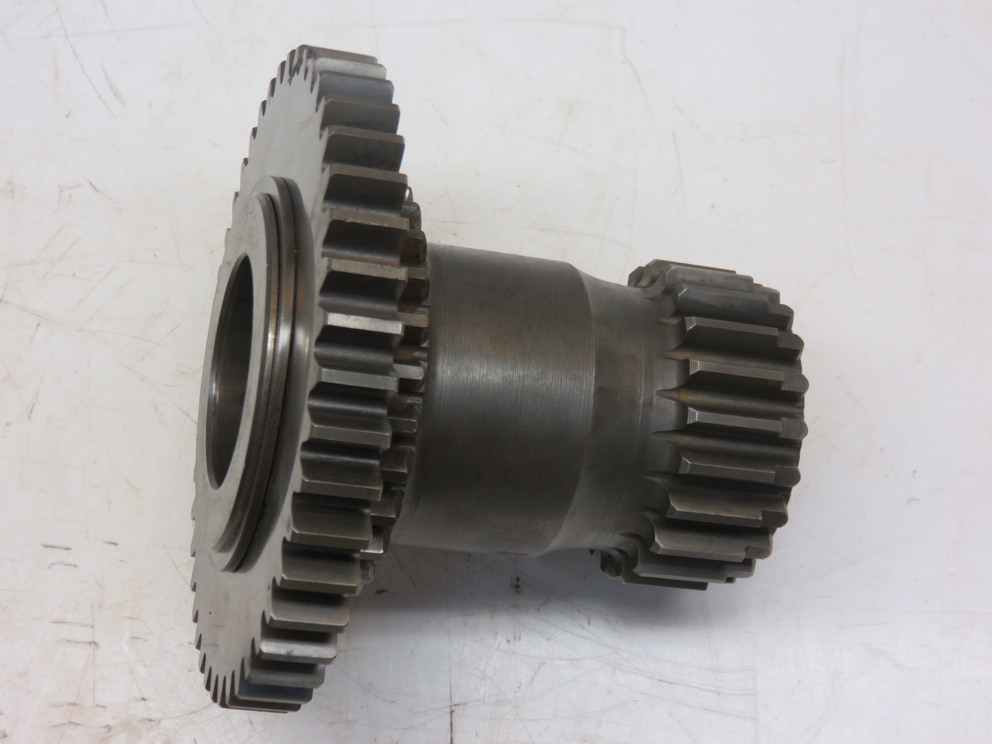 AT16416 John Deere Countershaft Gear For 1010